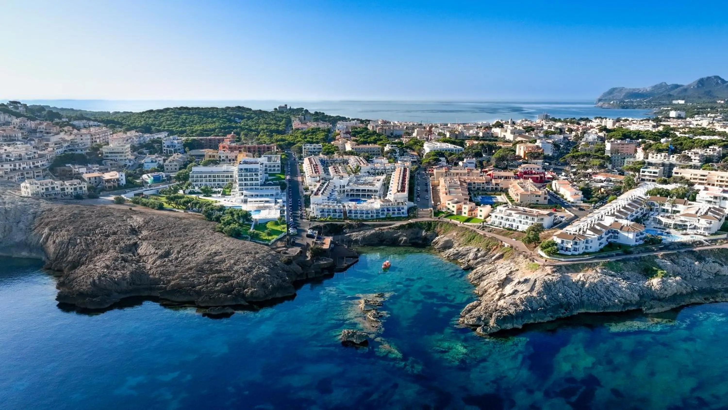 Bird's eye view in Parque Nereida Suites Hotel