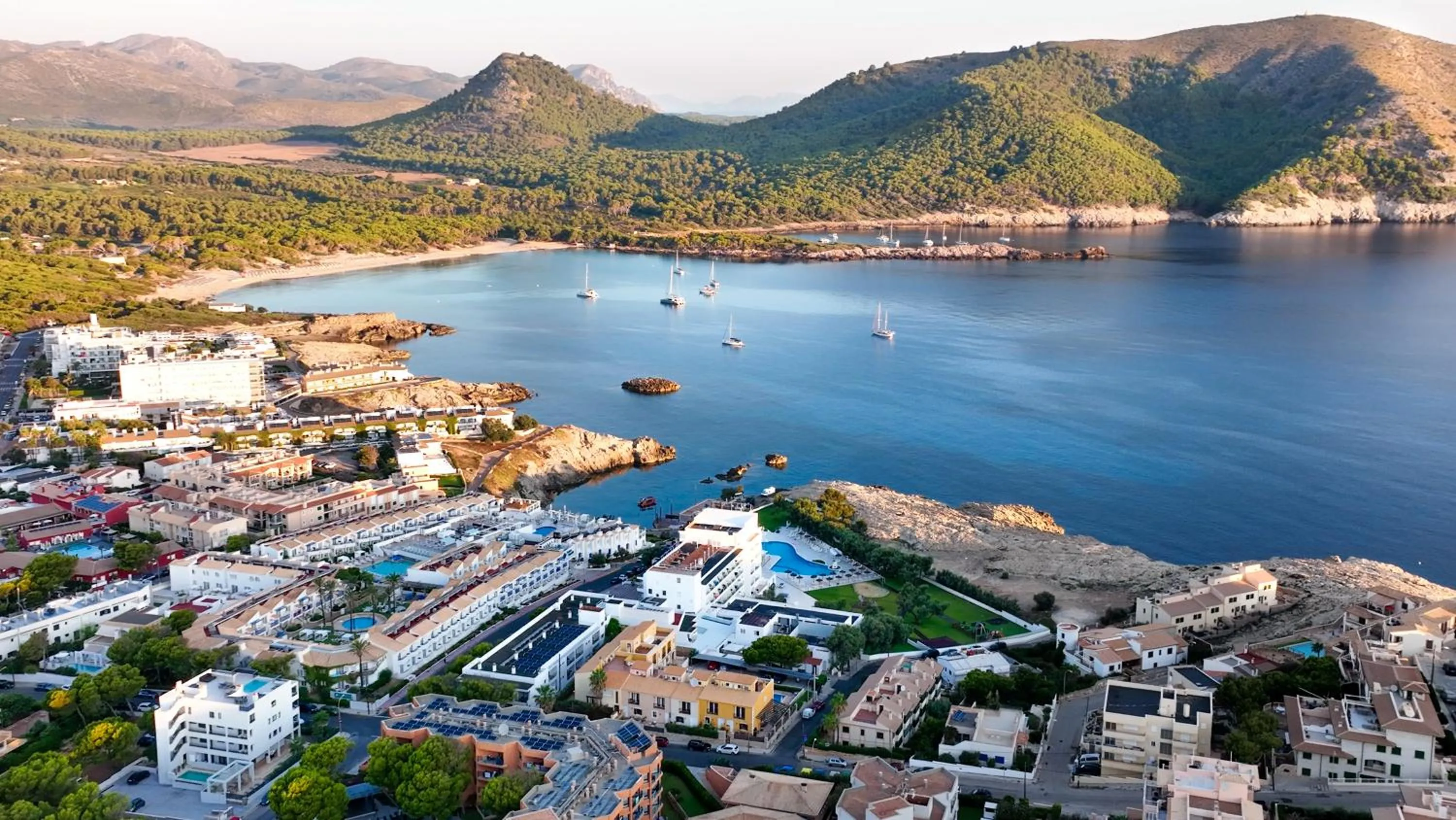 Bird's eye view in Parque Nereida Suites Hotel