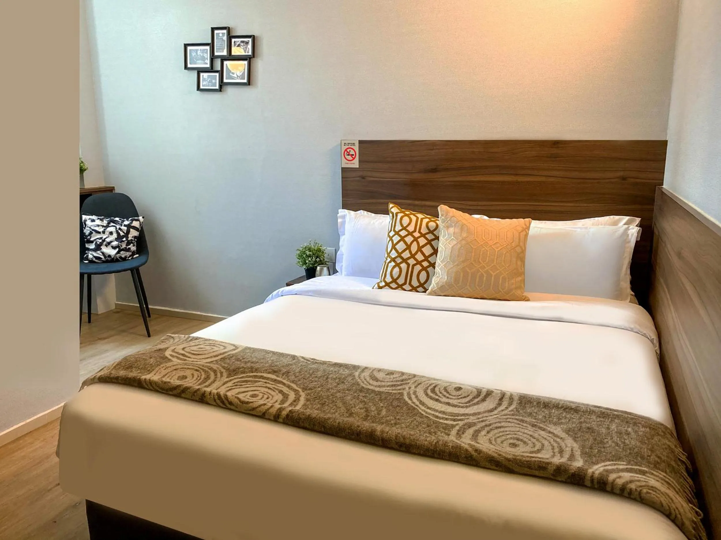 Bed in ST Signature Bugis Beach, DAYUSE, 5 Hours, 4PM-9PM