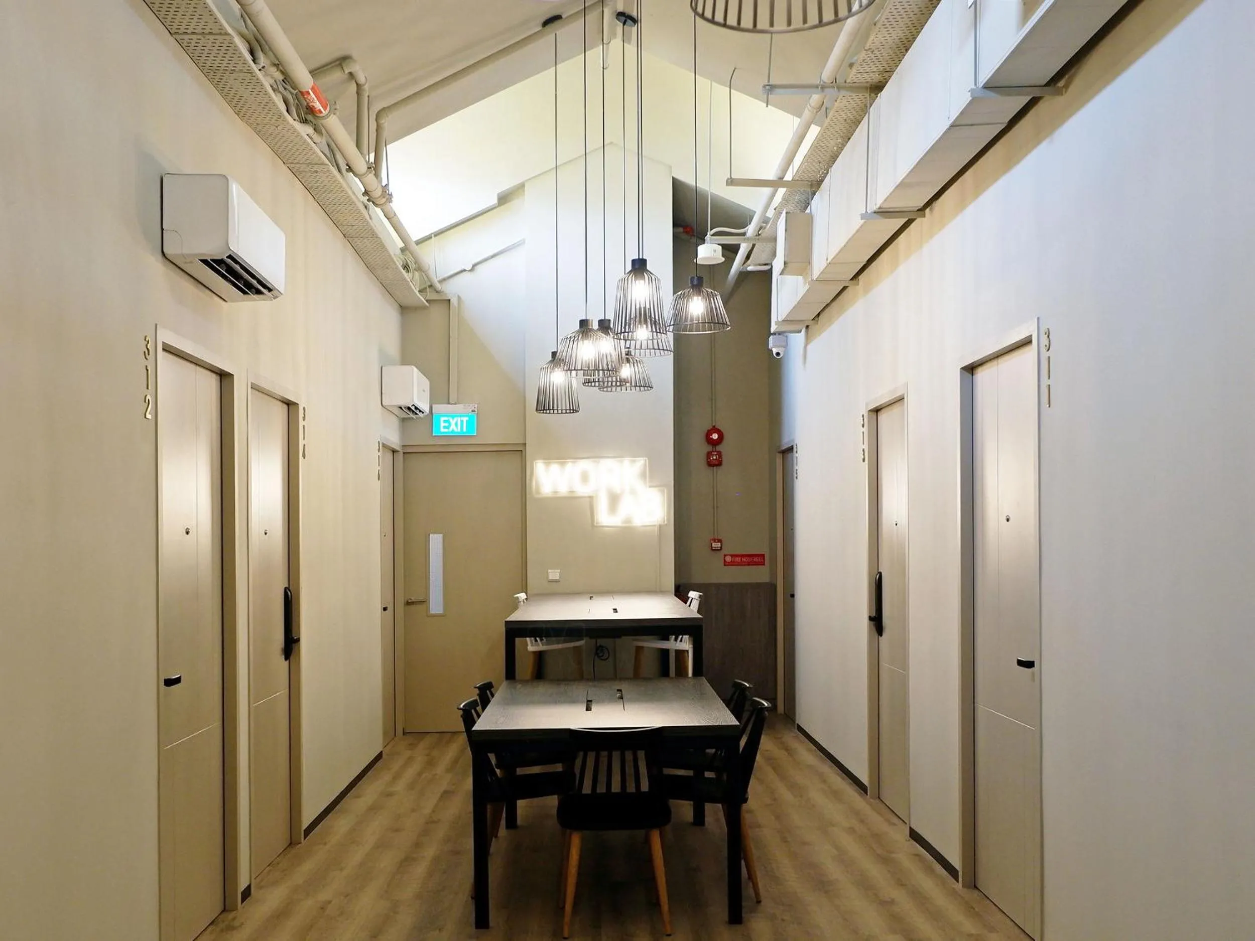 hair dresser in ST Signature Jalan Besar, DAYUSE, 5 Hours, 5PM-10PM