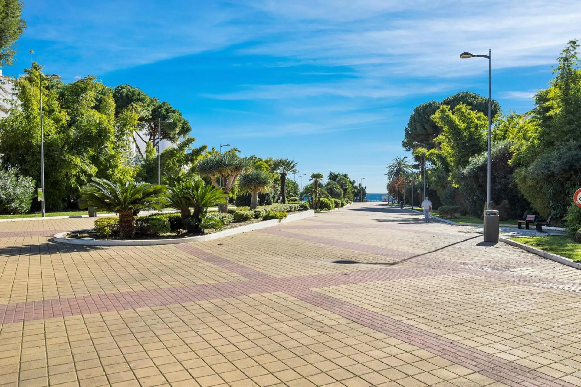 Neighbourhood in Apartamento de 2 dormitorios en Las Gaviotas - Puerto Banús
