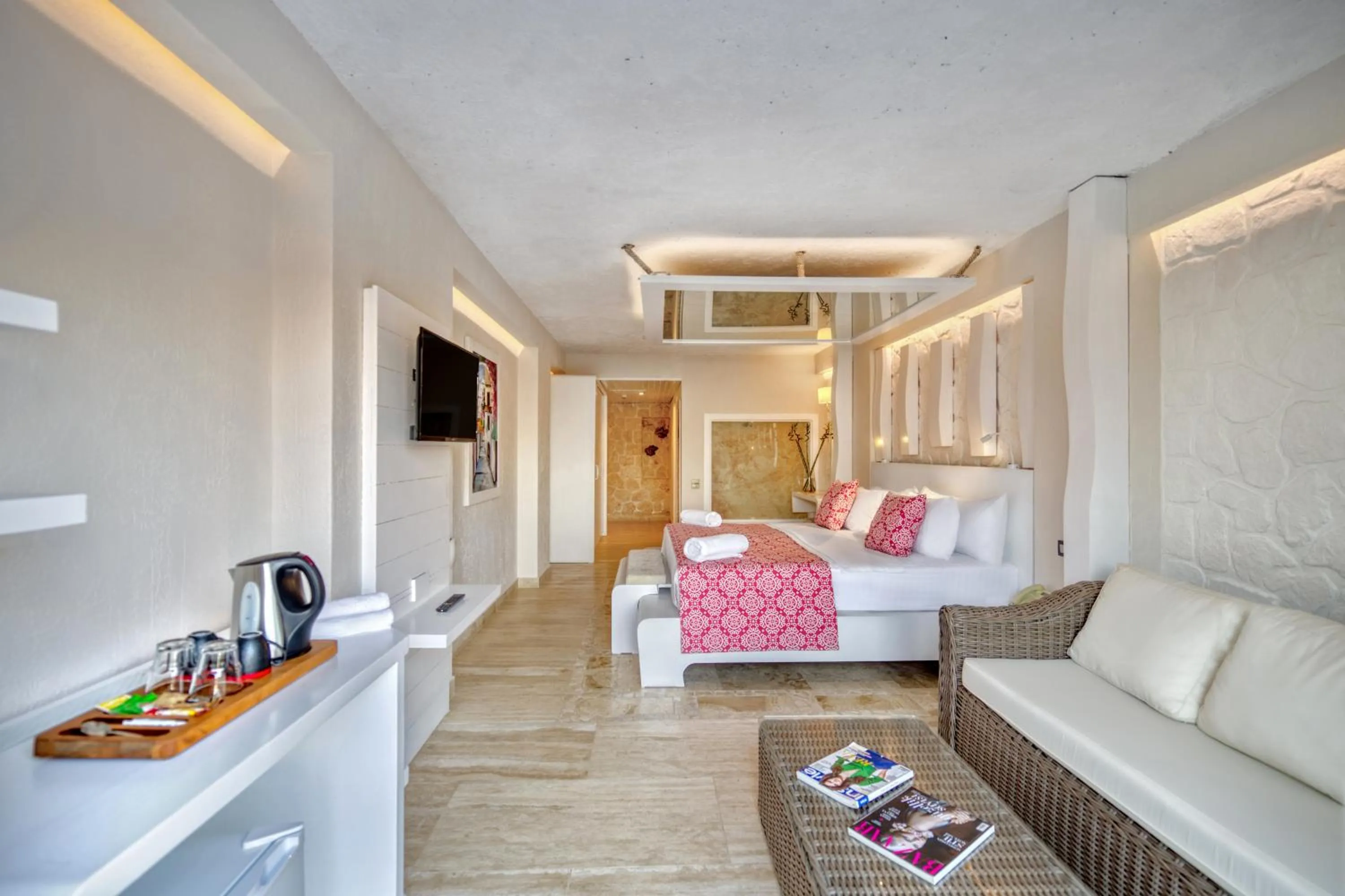 Photo of the whole room in Peninsula Gardens Hotel