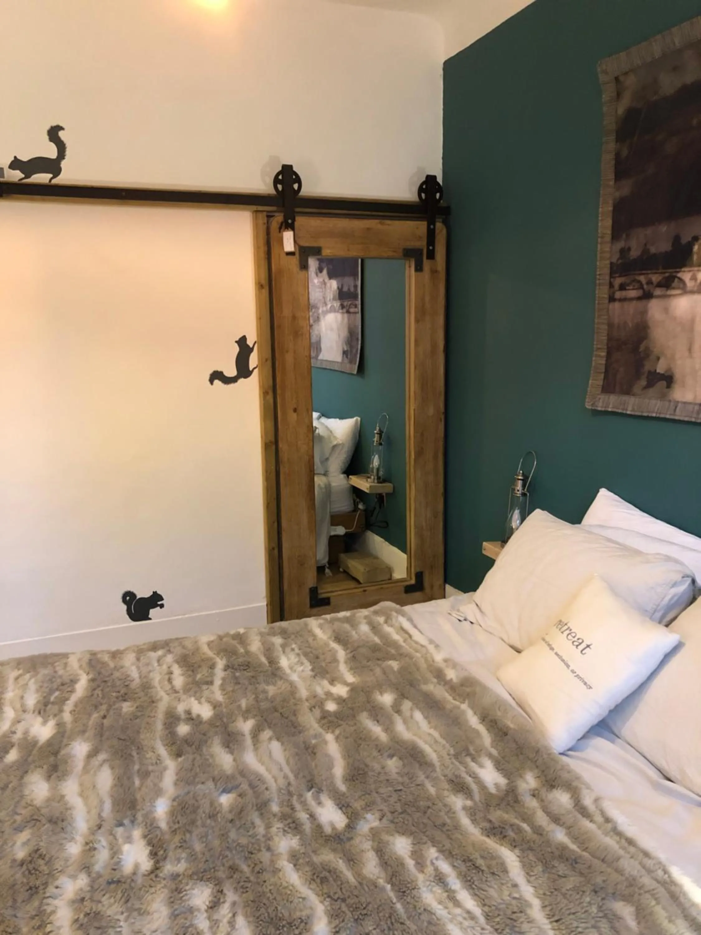 Bedroom, Bed in Chambers Apartment @ The Old Magistrates