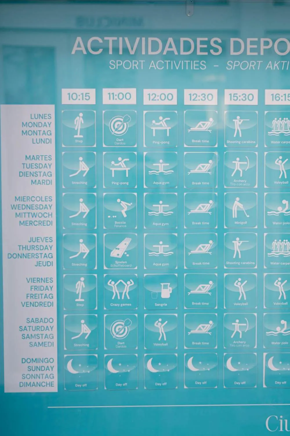 Property building in Aparthotel Ciudad Laurel