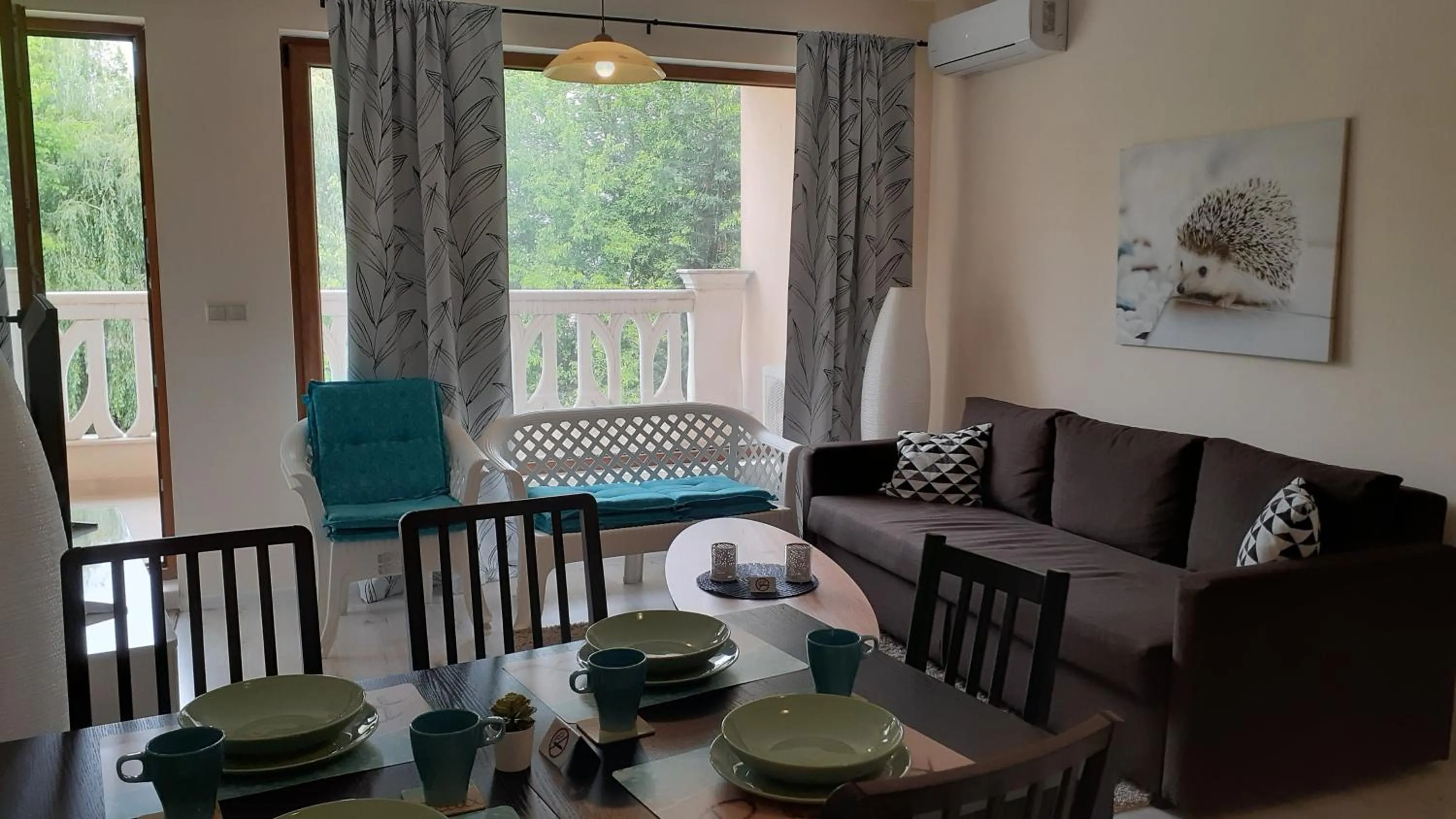 Dining area in RELAX Apartment in Varna South Bay Residence