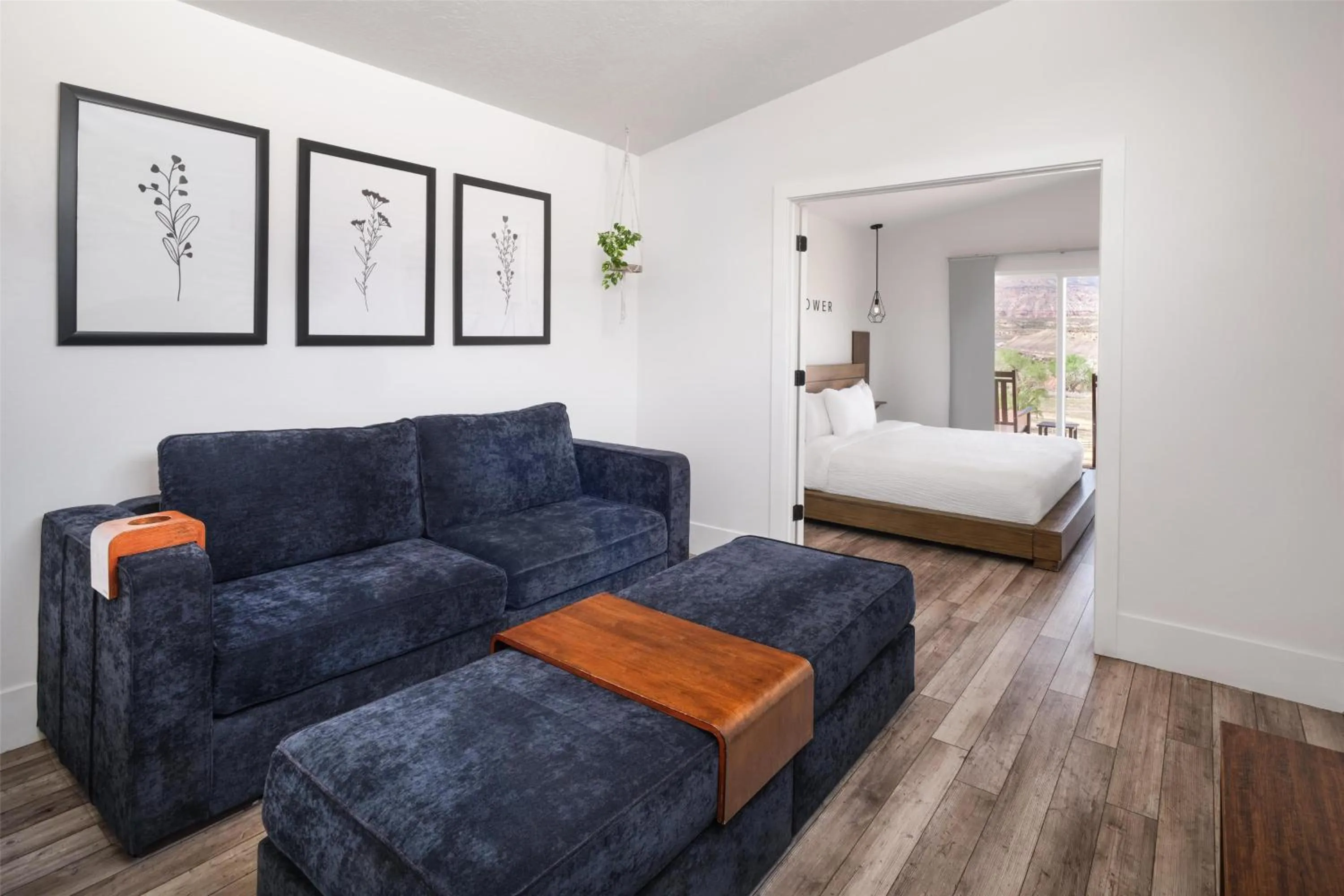 Photo of the whole room, Bed in Zion Wildflower Resort