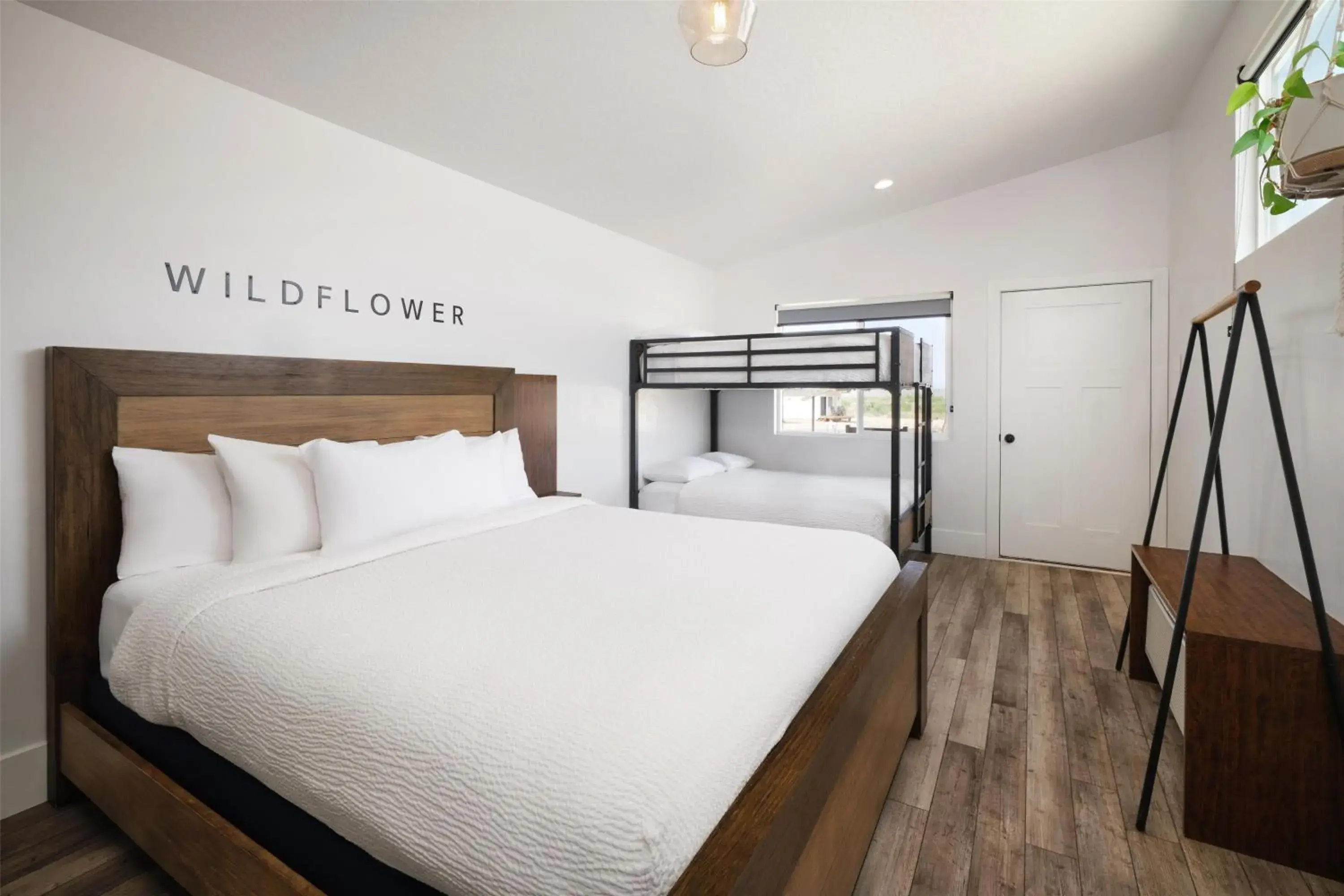 Family Suite with One King Bed and One Double Bunk Bed in Zion Wildflower Resort Family Suite with One King Bed and One Double Bunk Bed in Zion Wildflower Resort