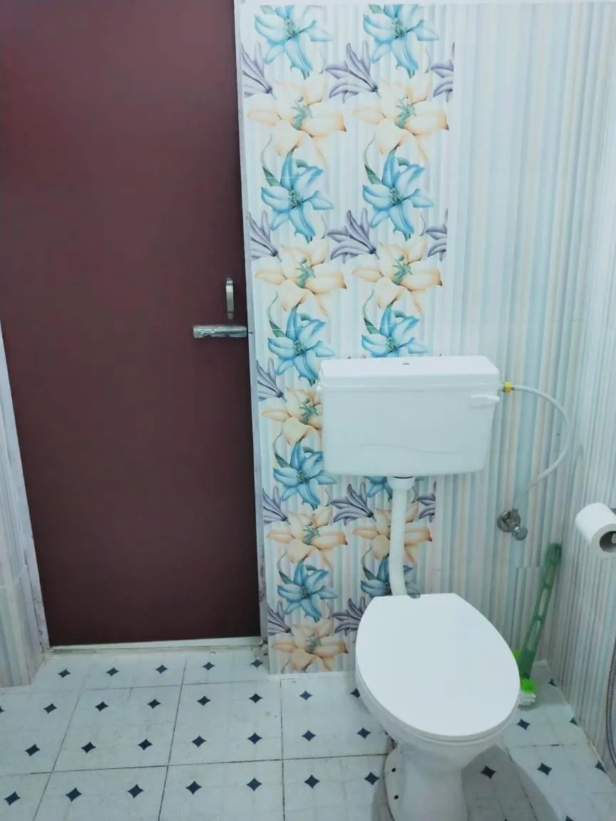 Bathroom in Pahadi Ghar Homestay