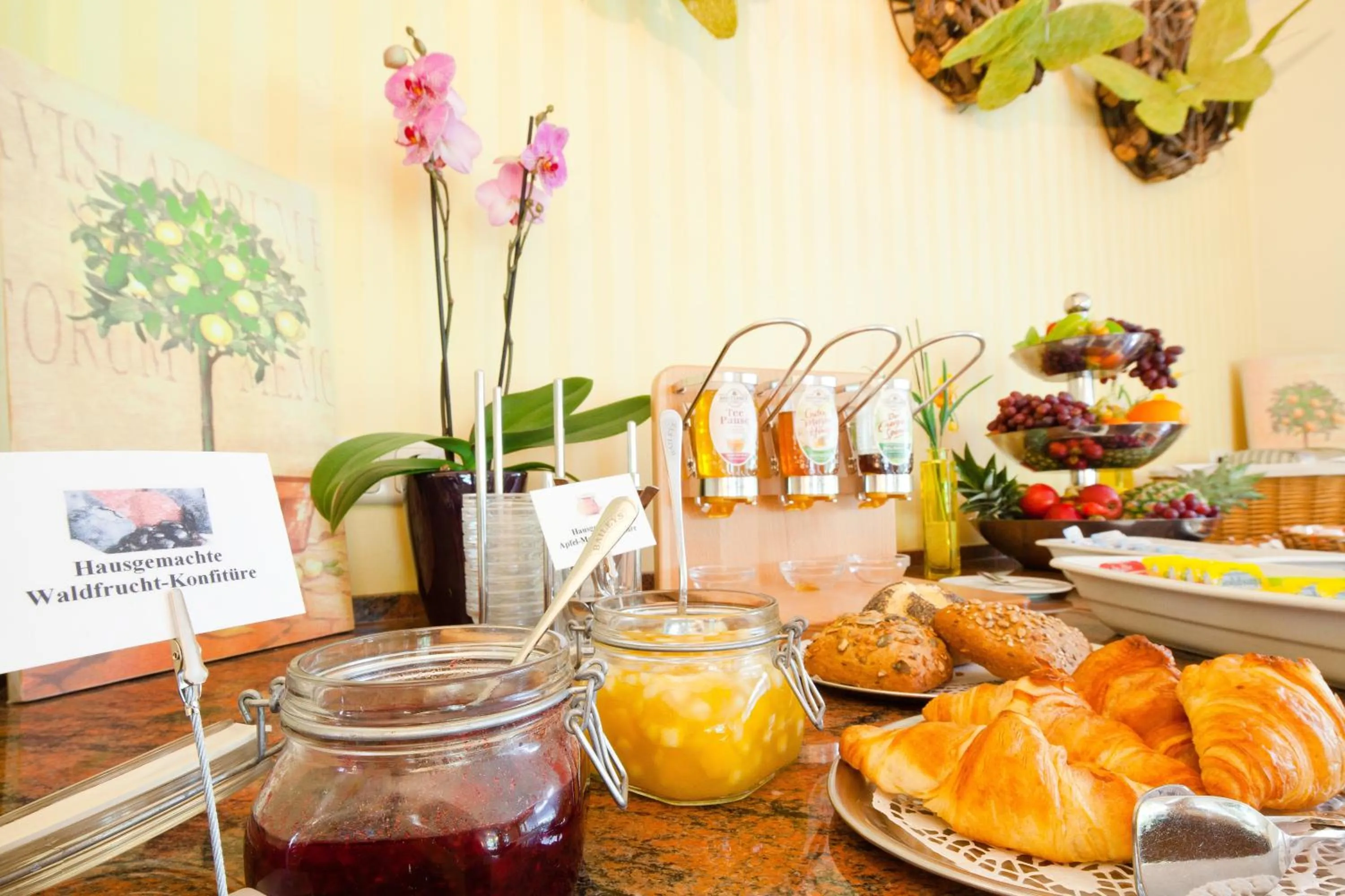 Breakfast in Flair Hotel Rieckmann