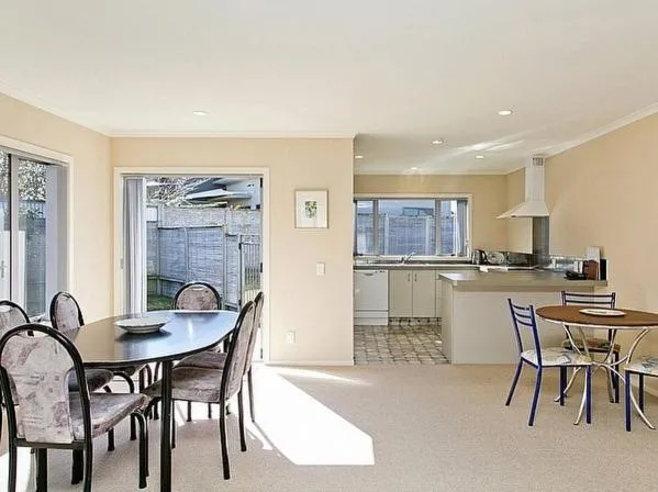 Lochaber Lodge - Acacia Bay Holiday Home