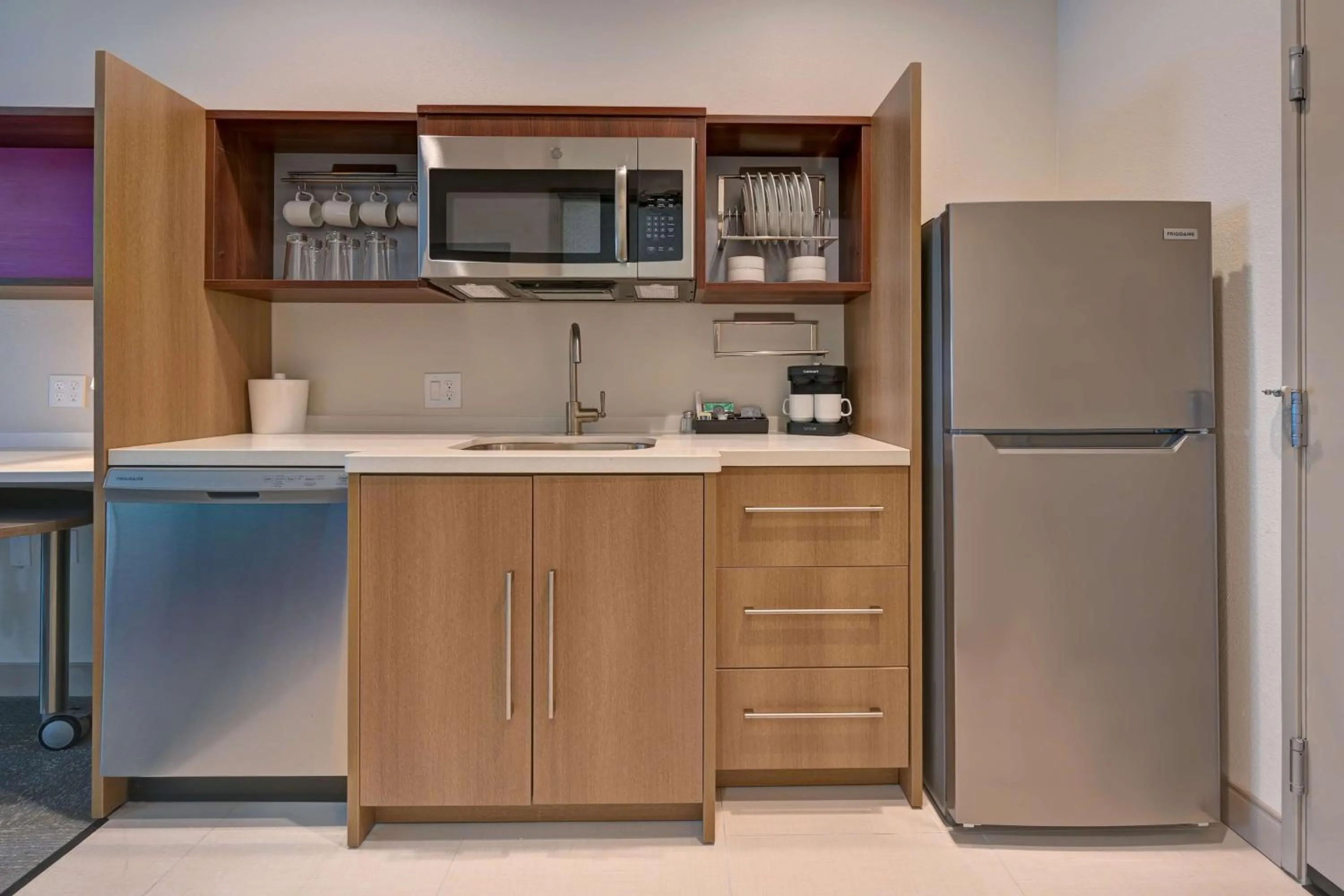 Kitchen or kitchenette in Home2 Suites Corpus Christi Southeast, Tx