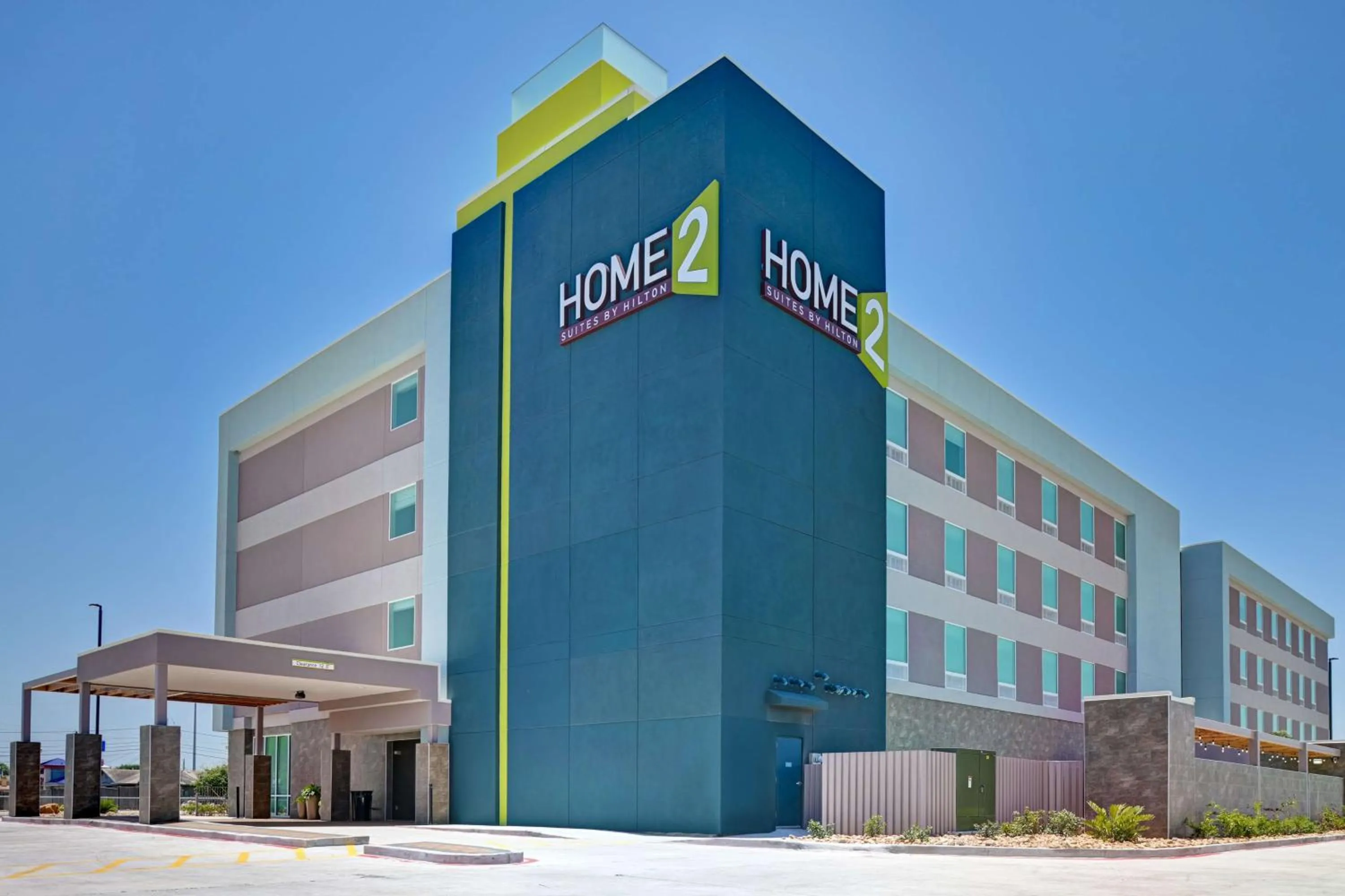 Property building in Home2 Suites Corpus Christi Southeast, Tx