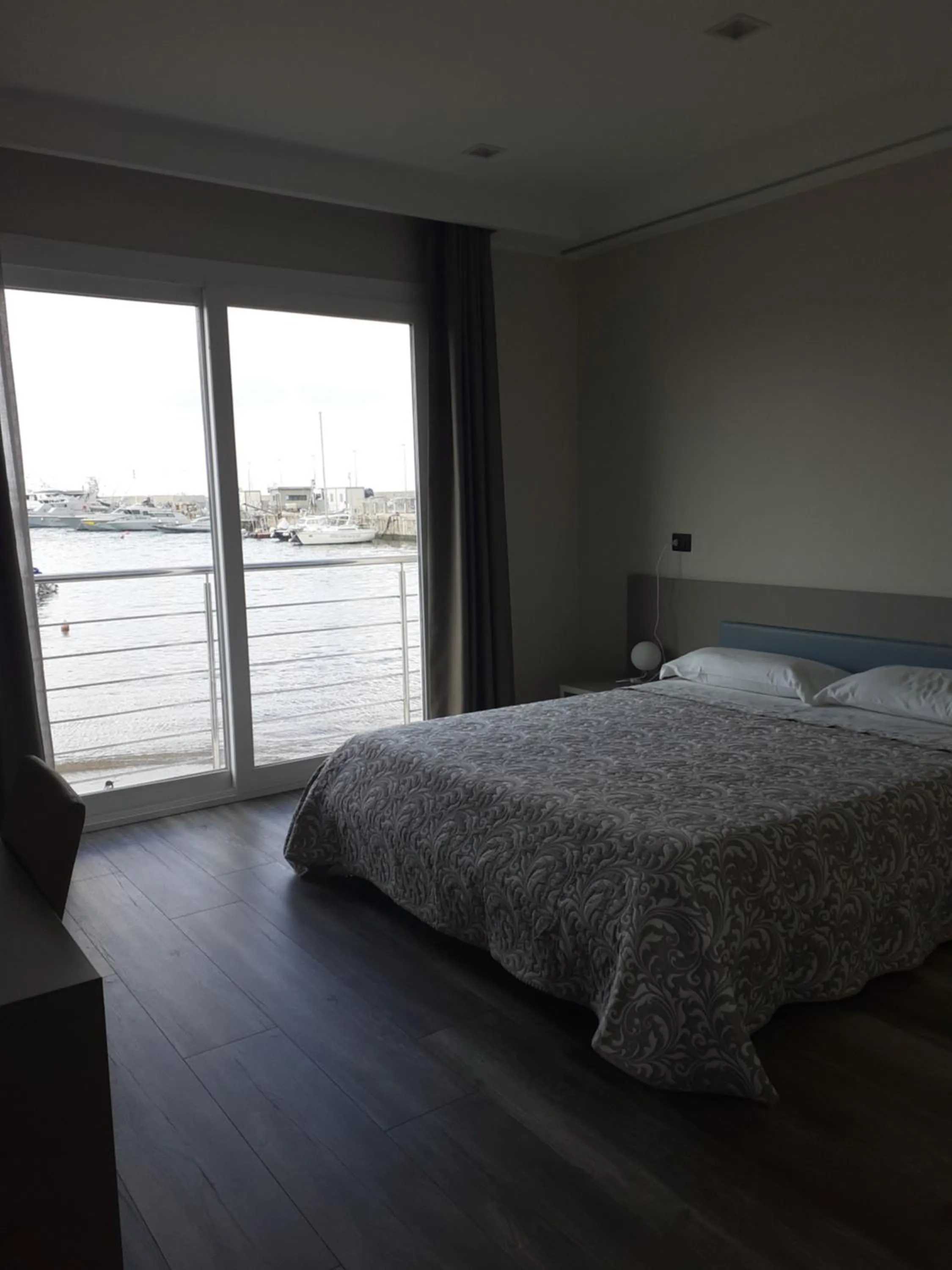 Balcony/Terrace, Bed in SARACENO HOTEL