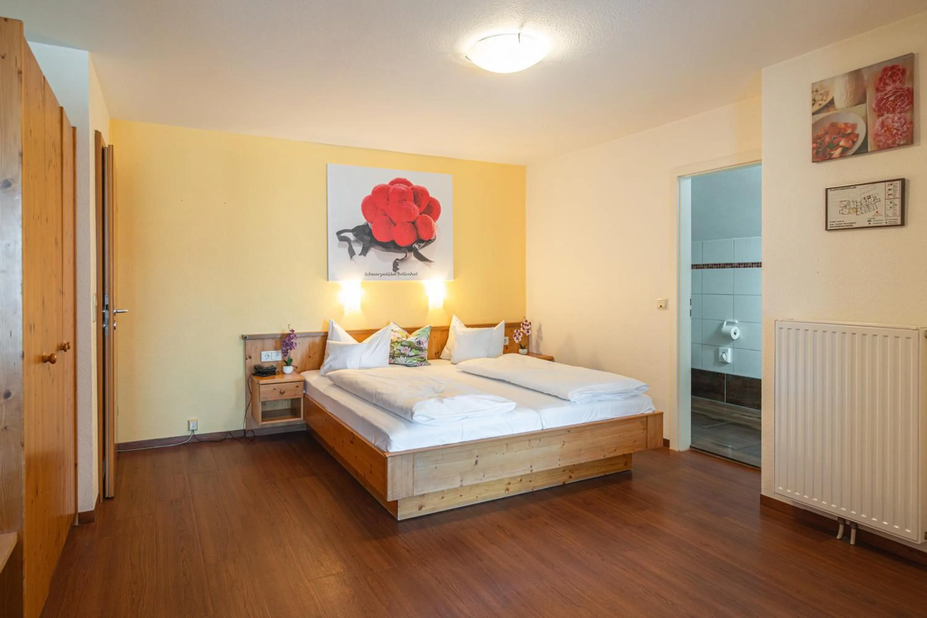 Bedroom, Bed in DEVA Hotel Renchtalblick