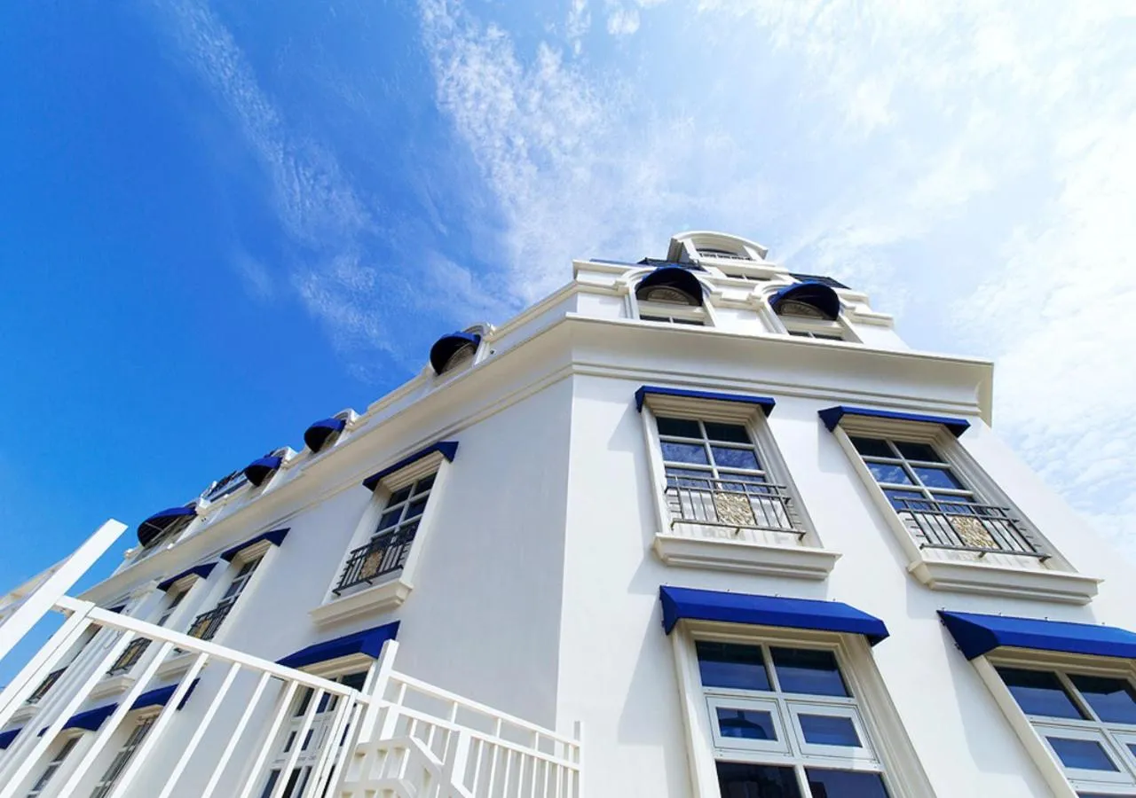 Property building in Fullon Poshtel Kenting