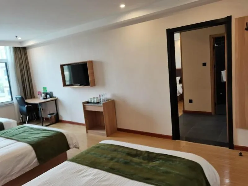 Bed in GreenTree Inn Heze Dingtao District Auto Town