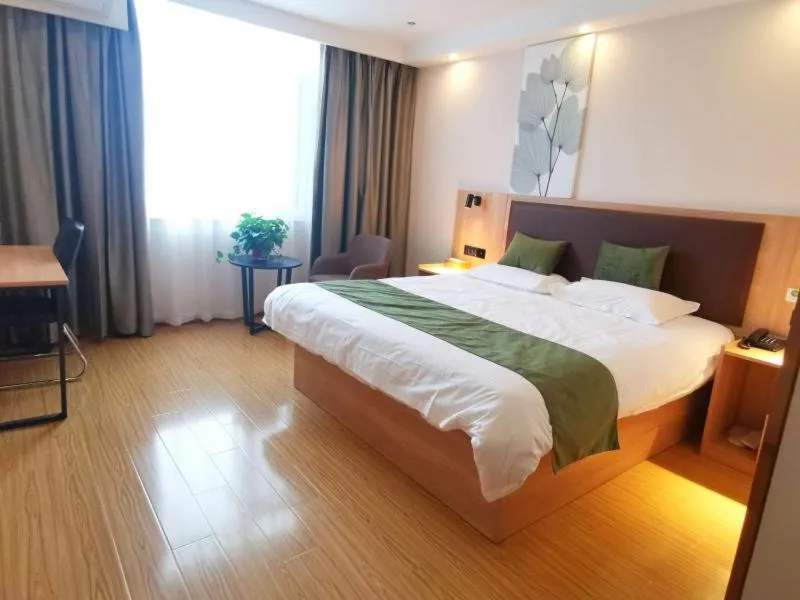 Bed in GreenTree Inn Heze Dingtao District Auto Town