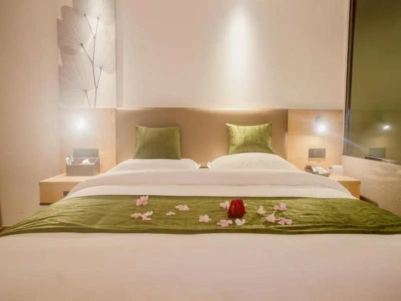 Bed in GreenTree Inn Haikou Haixiu Middle Road