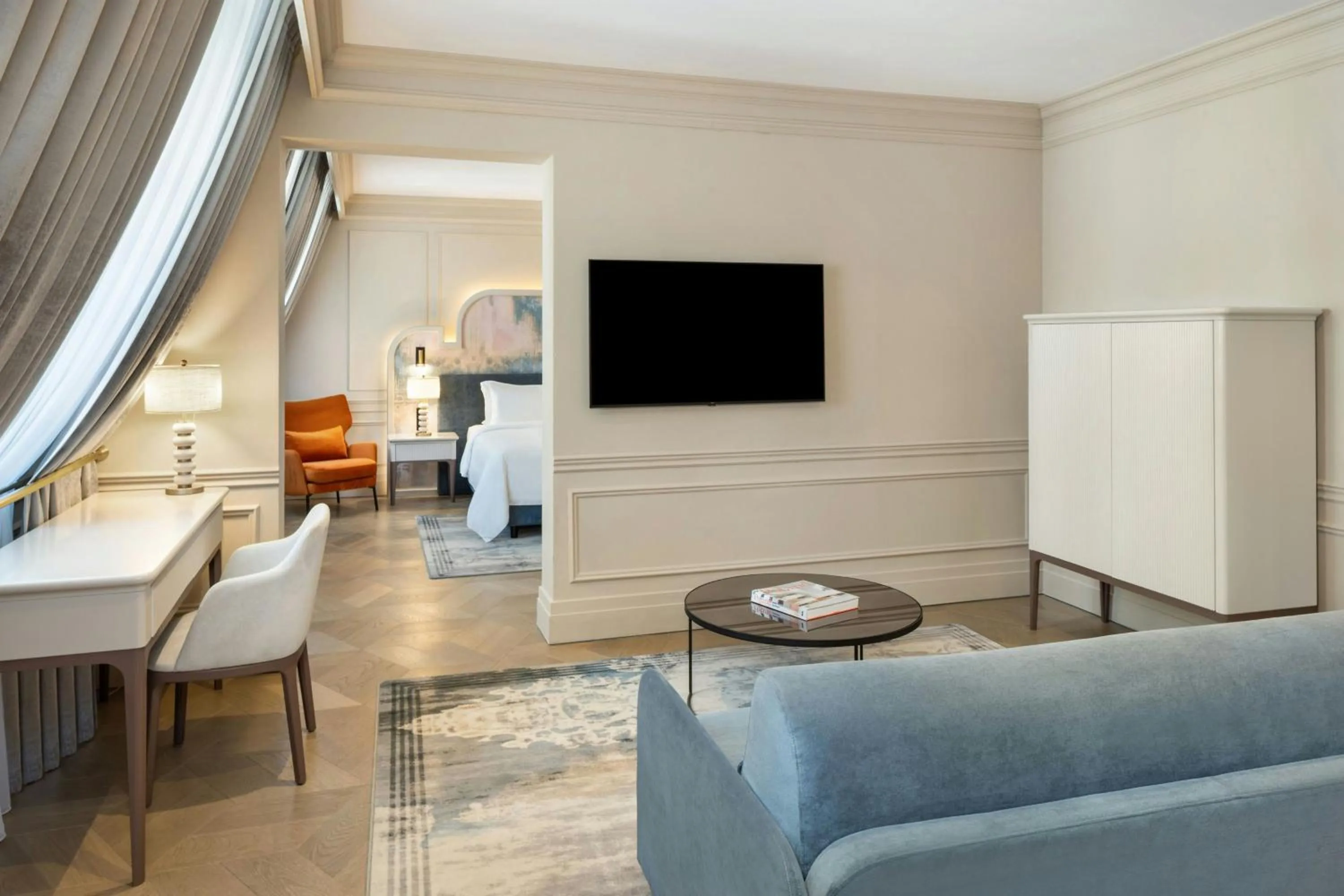 Photo of the whole room in H15 Palace, a Luxury Collection Hotel, Krakow