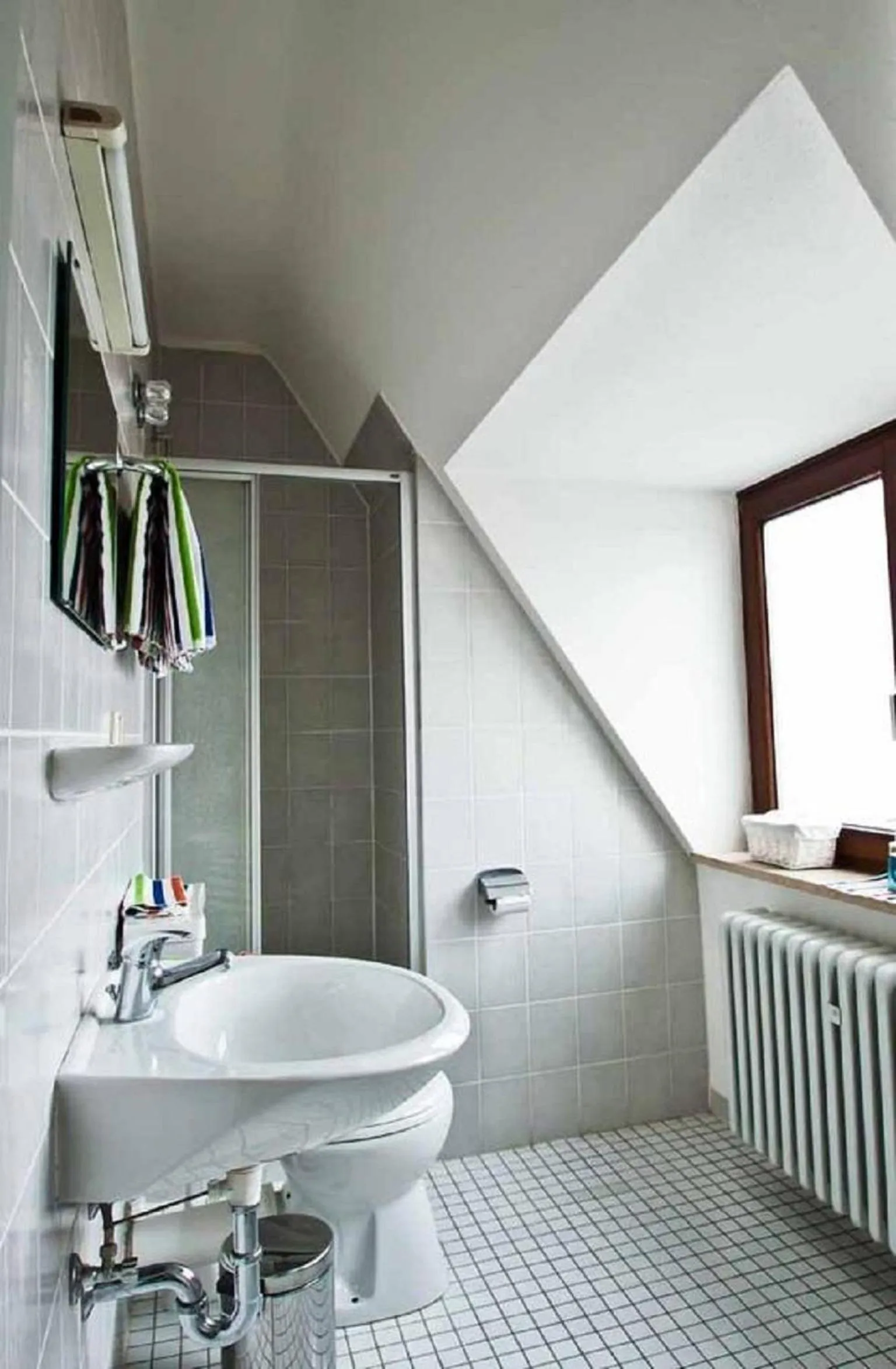 Bathroom in Hotel Barbarossa Garni