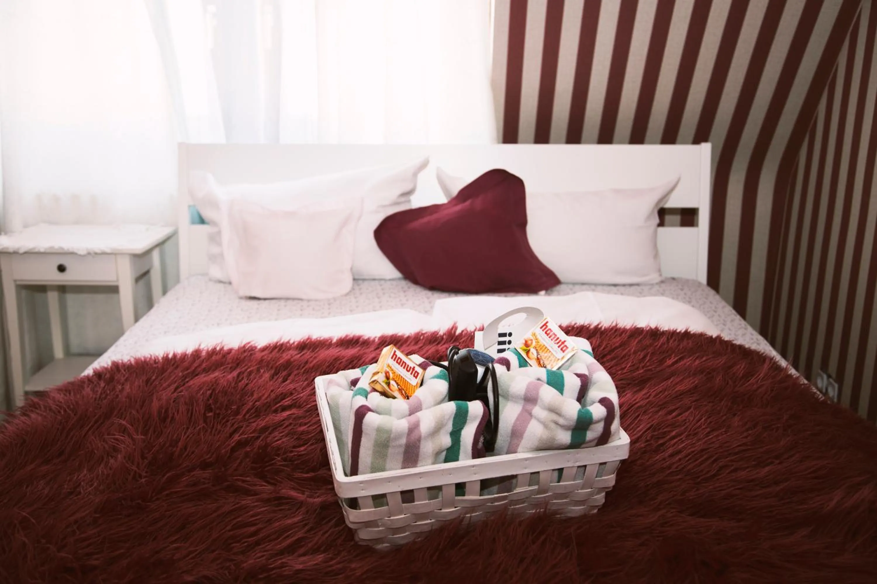 Staff, Bed in Hotel Barbarossa Garni