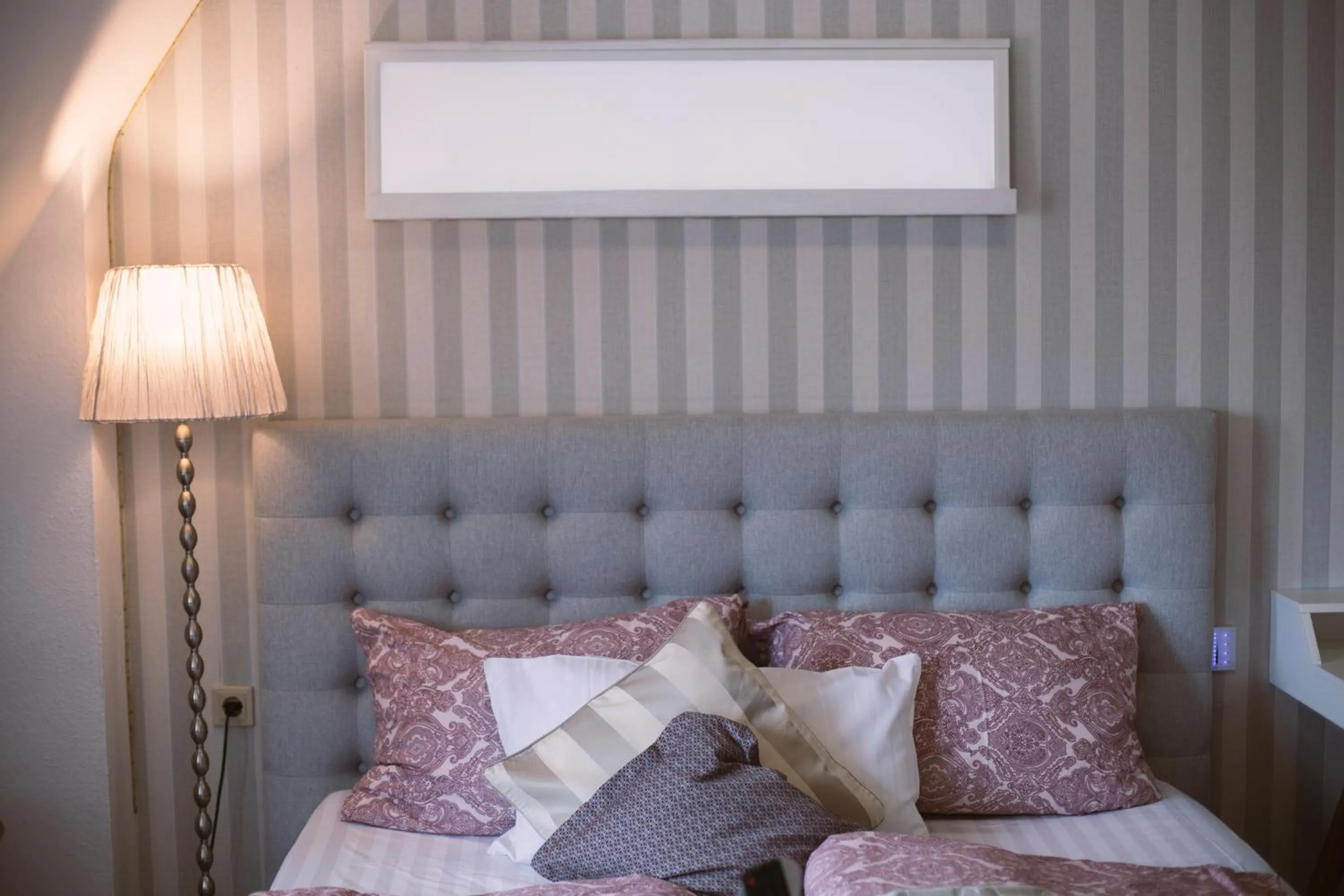 Staff, Bed in Hotel Barbarossa Garni