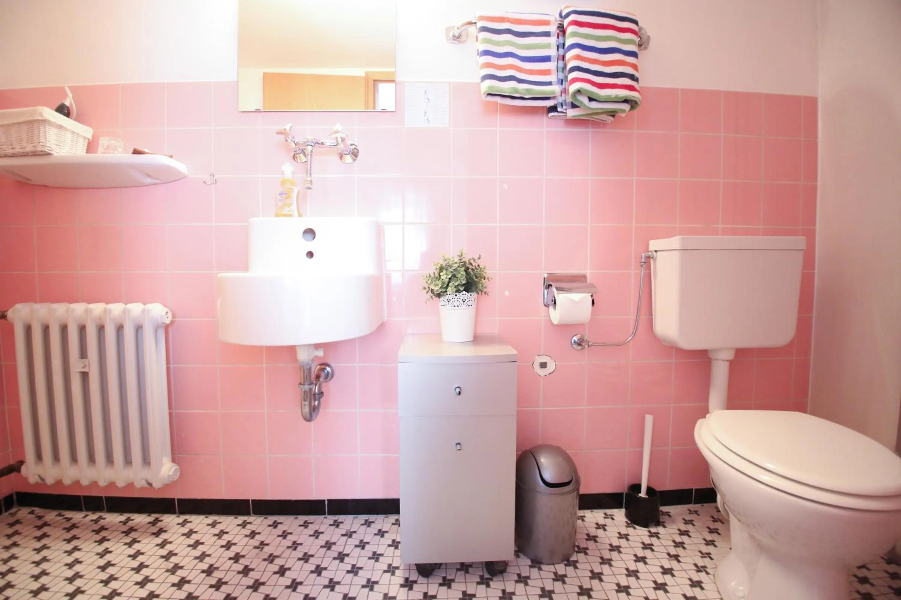 Bathroom in Hotel Barbarossa Garni