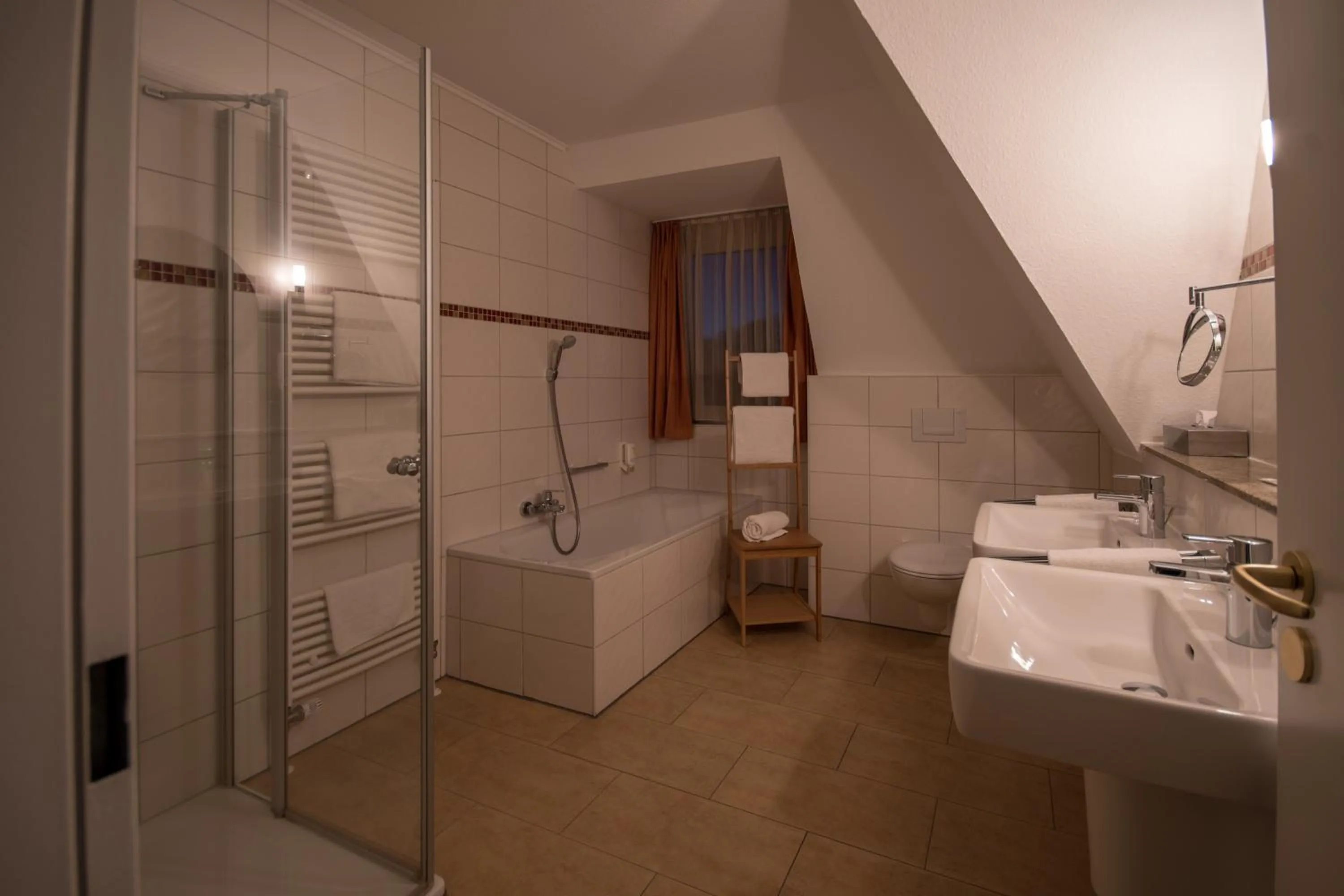Bathroom in Hotel Stadt Aurich