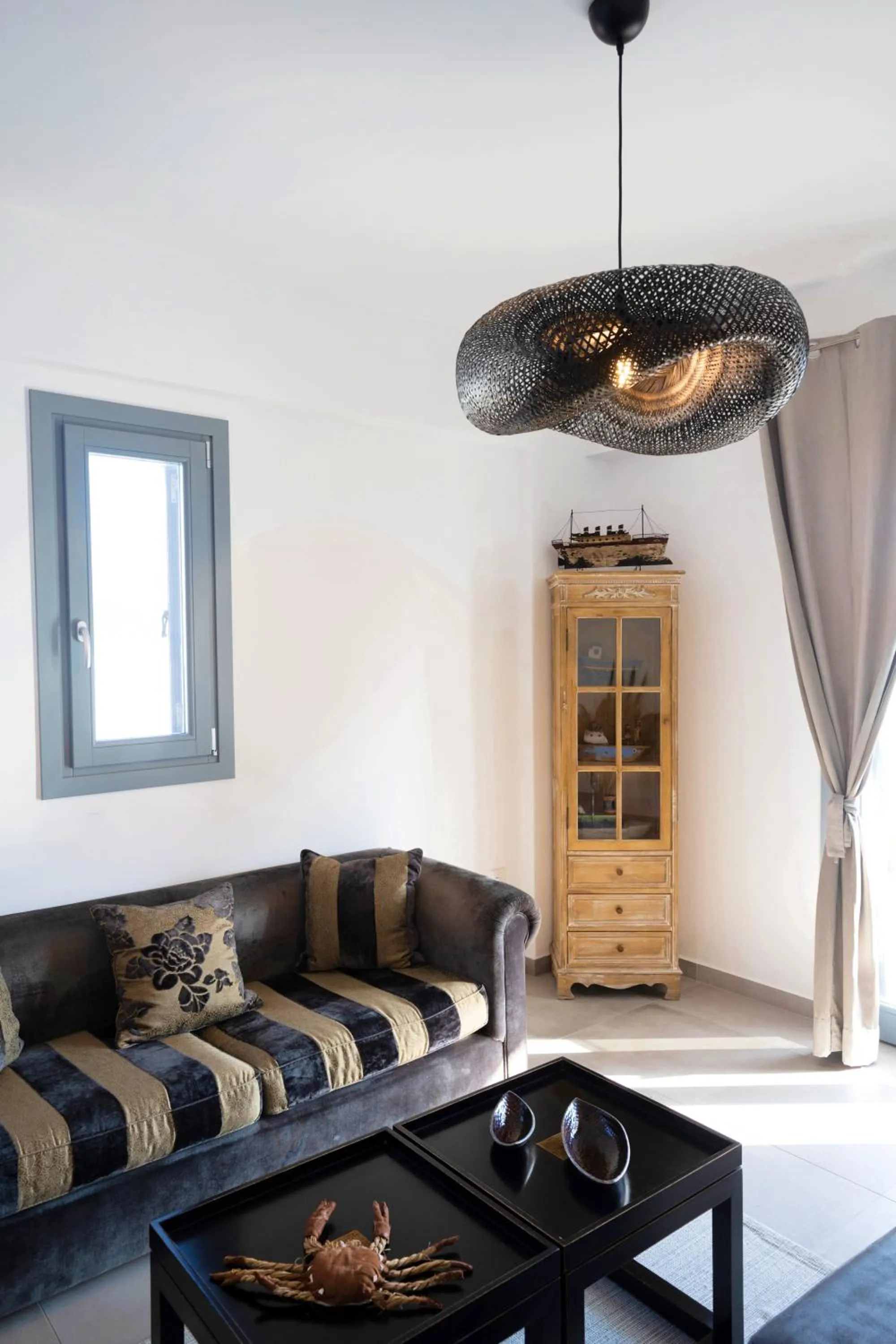 Living room in Mykonos Dot Apartments