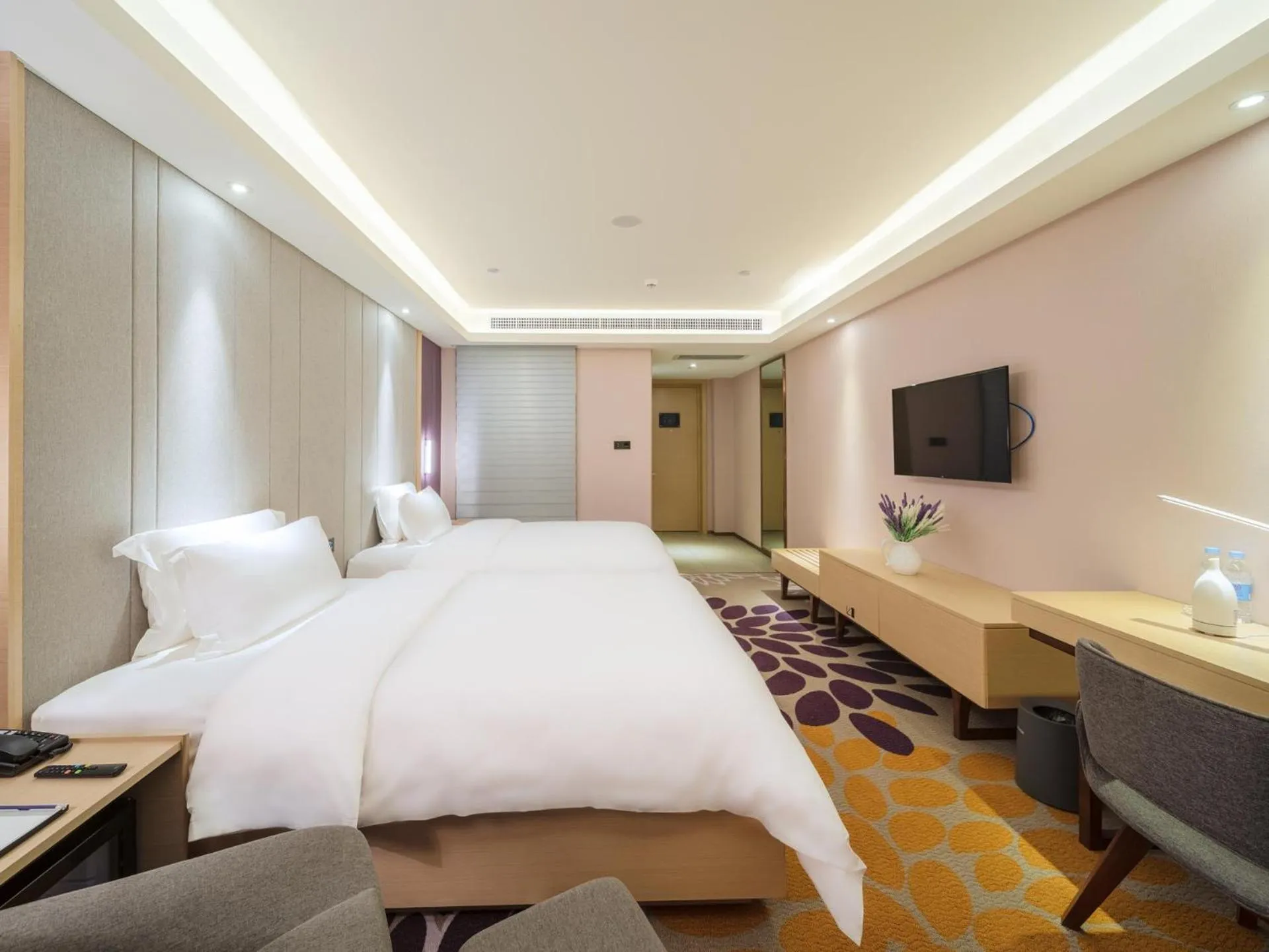 Bed in Lavande Hotel Qingzhen Vocational Education City Time Guizhou