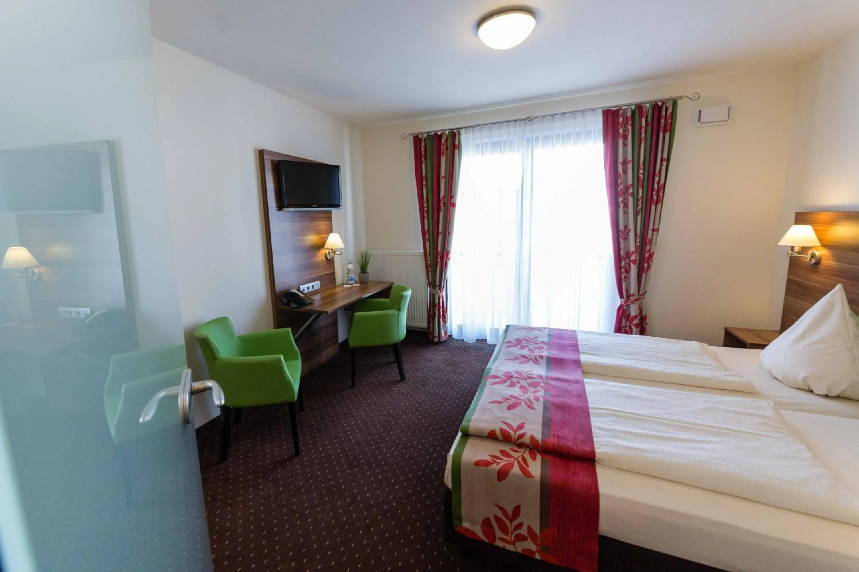 TV and multimedia, Bed in Altdeutsche Weinstube - Superior