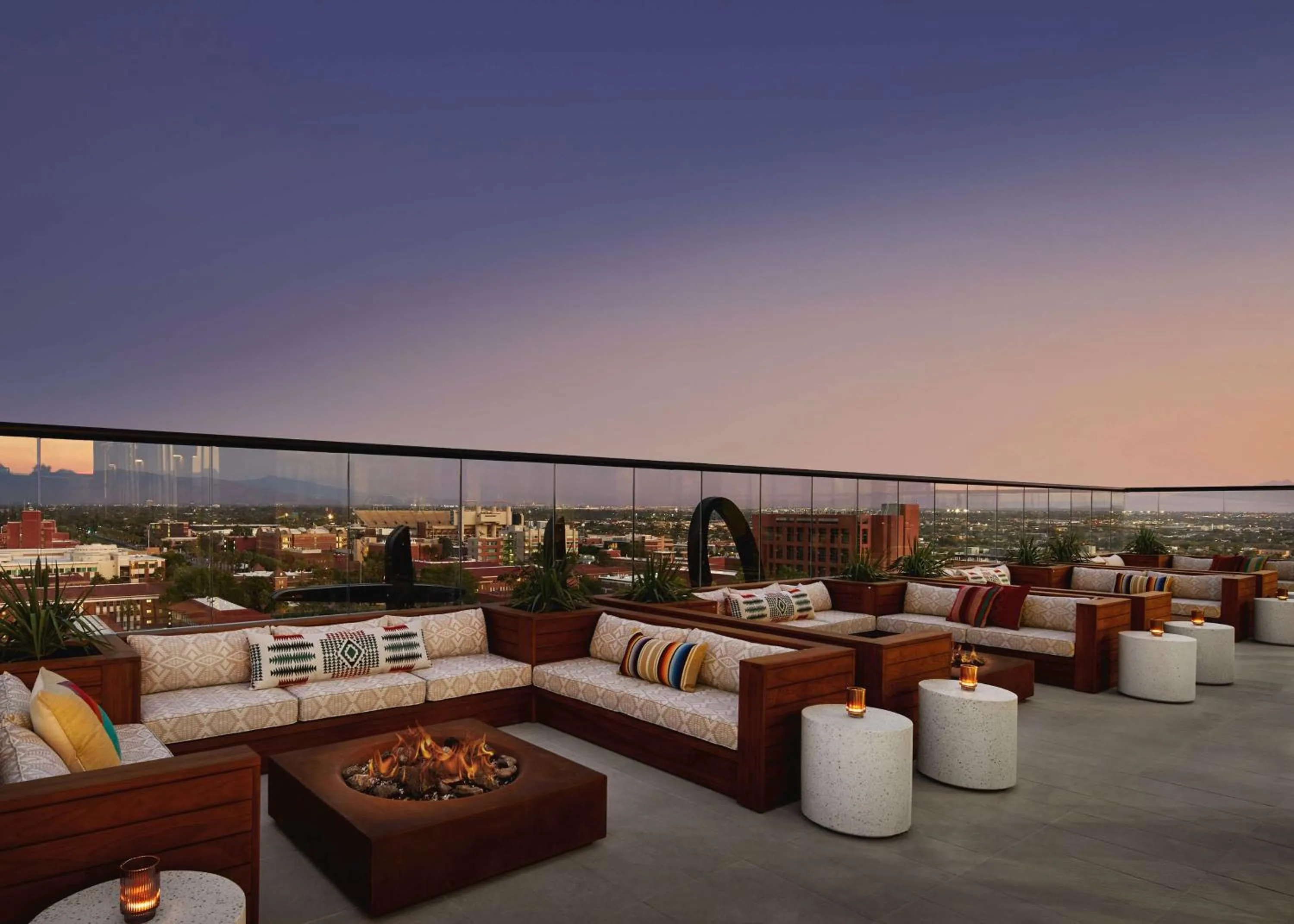 Dining area in Graduate by Hilton Tucson