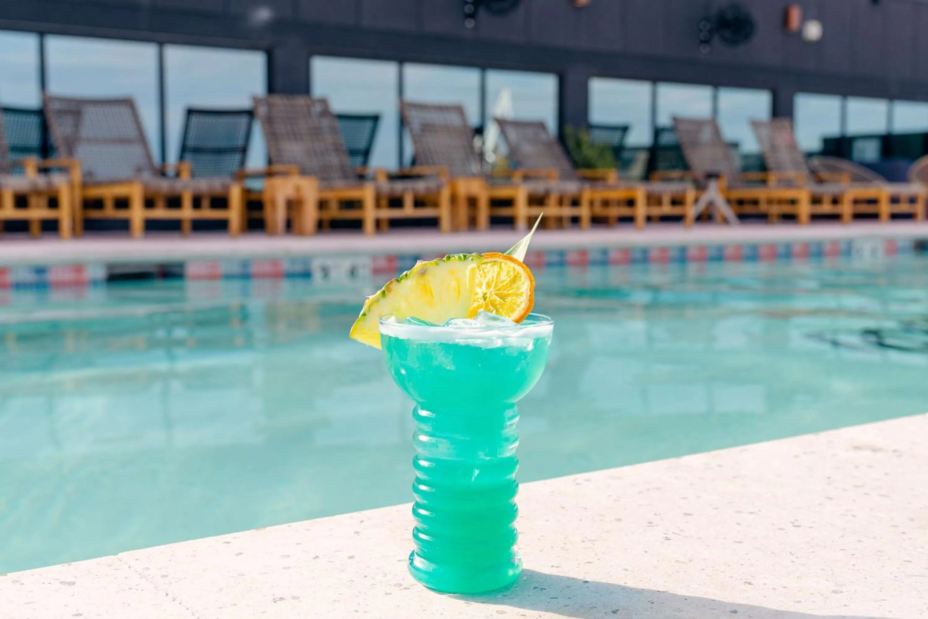 Dining area in Graduate by Hilton Tucson