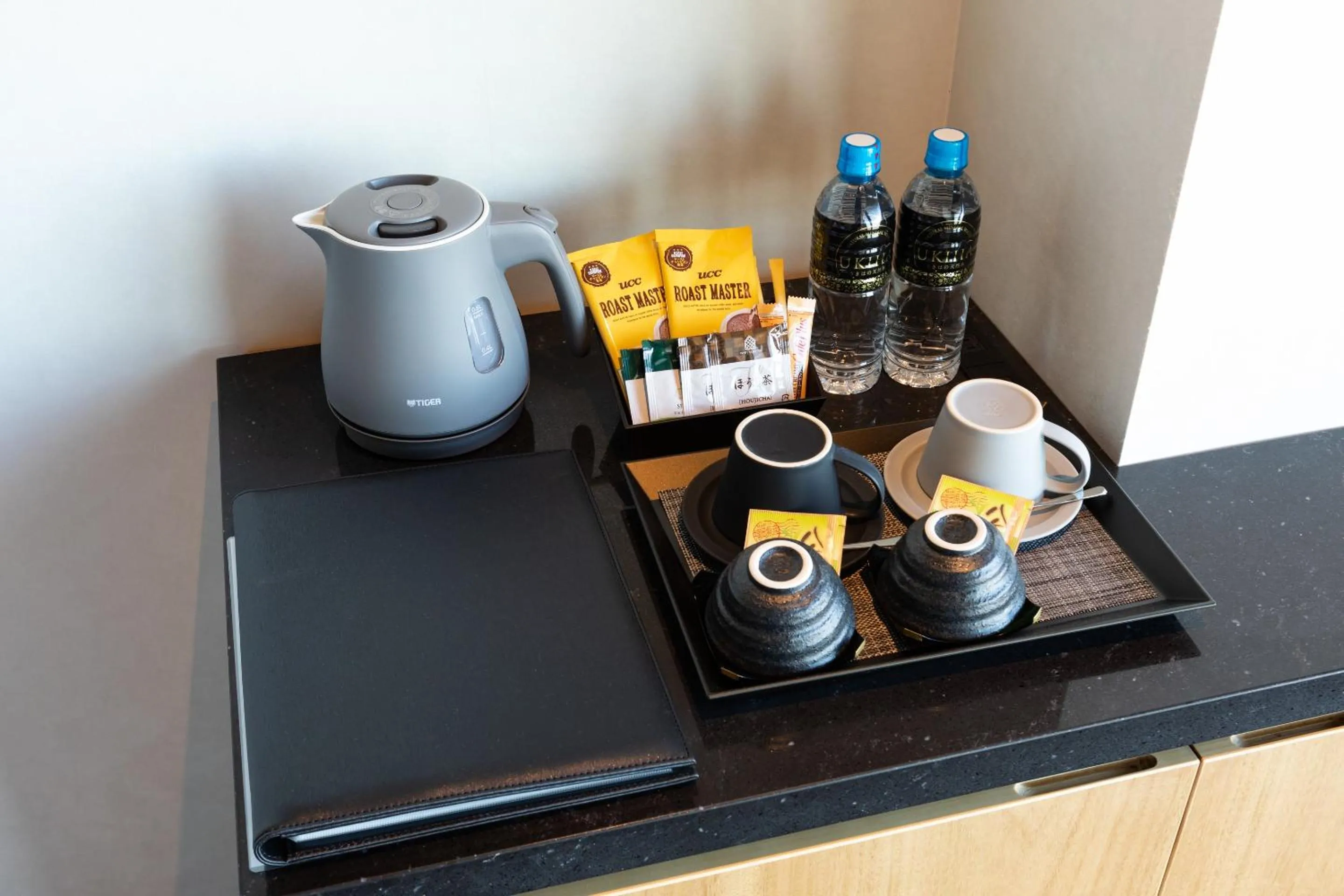 Photo of the whole room in The358 SORA