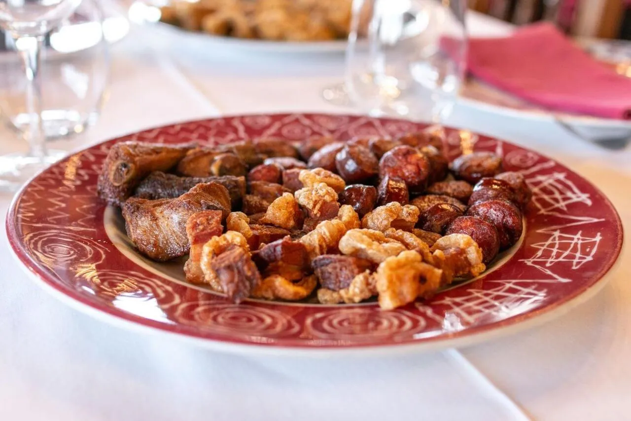 Food and drinks in HOTEL V.CIUDAD