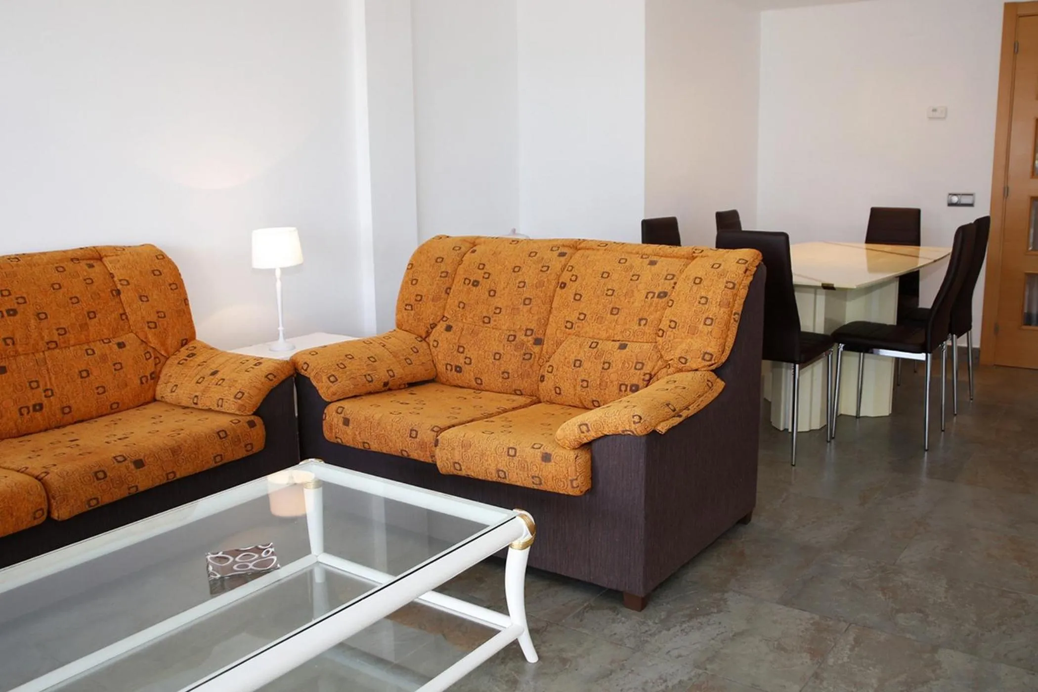 AT161 Vistas a la playa, piscina y equipamiento completo