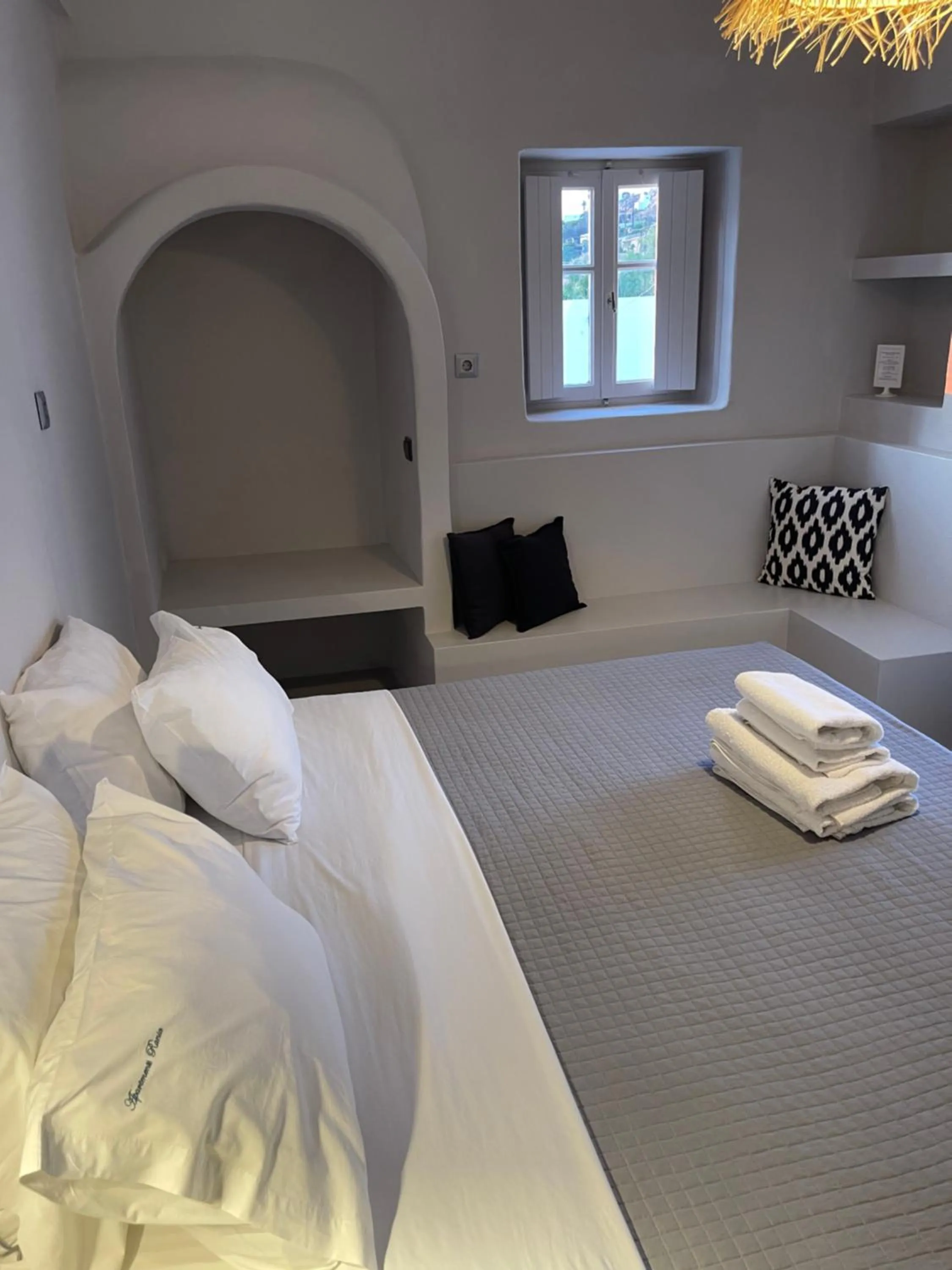 Bed in Rania Apartments Sea View