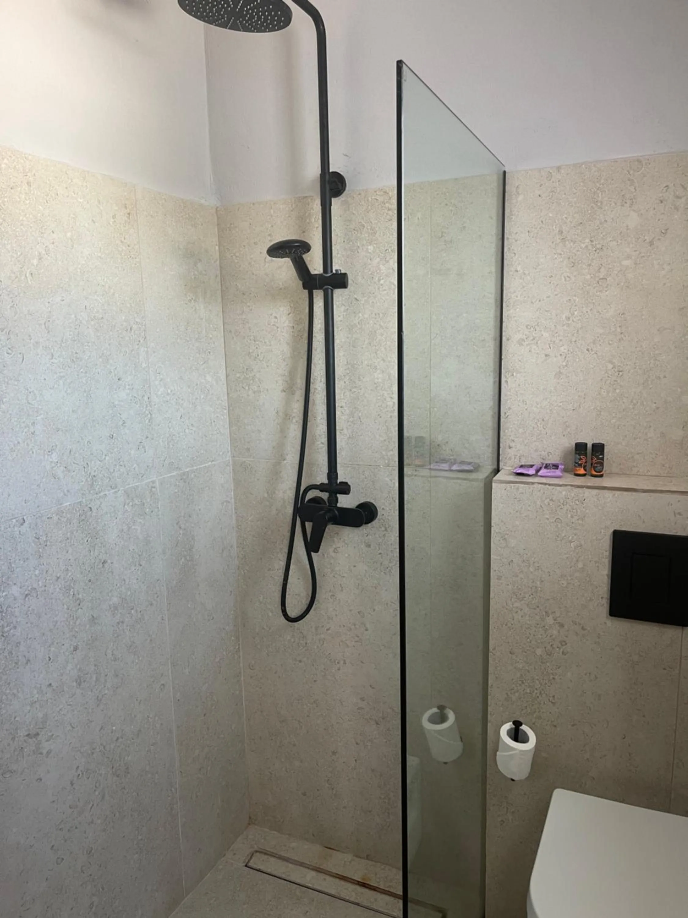 Rania Apartments Sea View