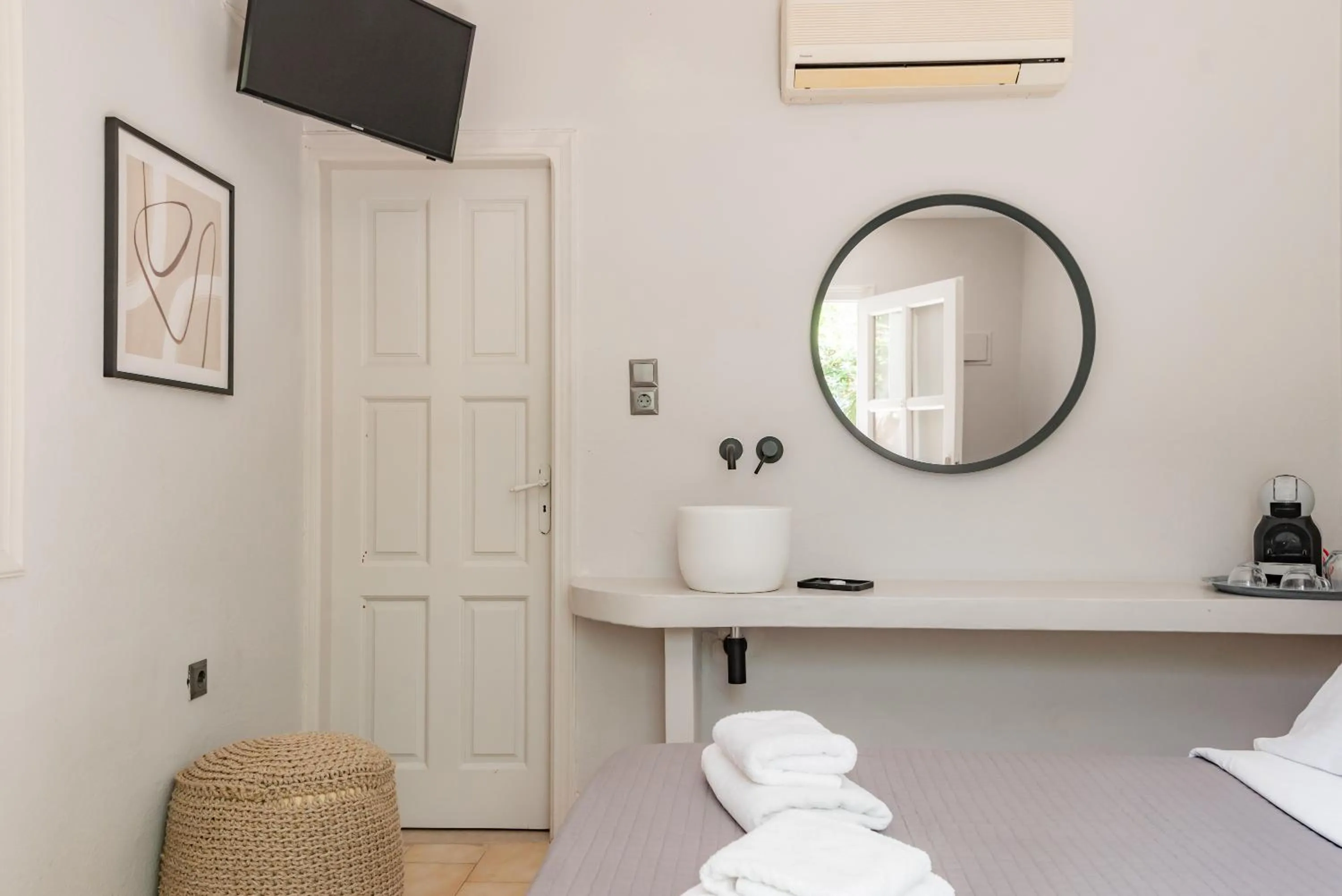 Rania Apartments Sea View