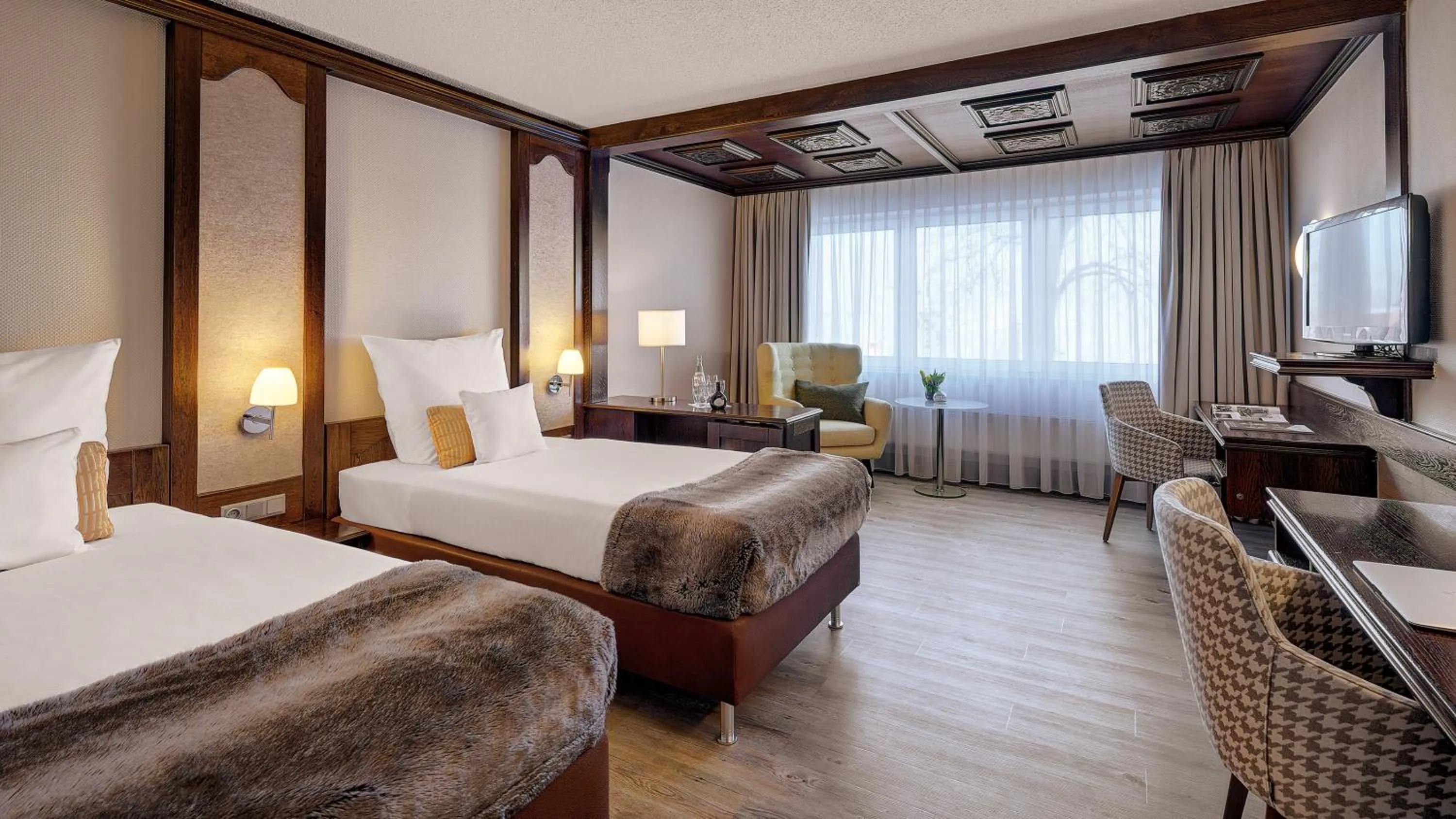 Photo of the whole room, Bed in Hotel Central