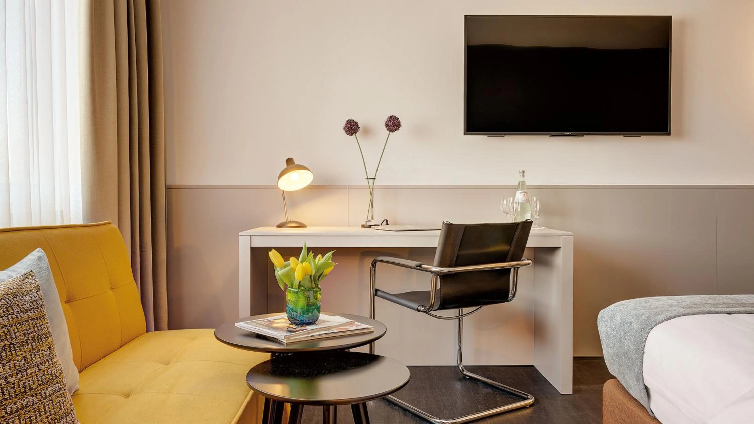 TV and multimedia in Hotel Central