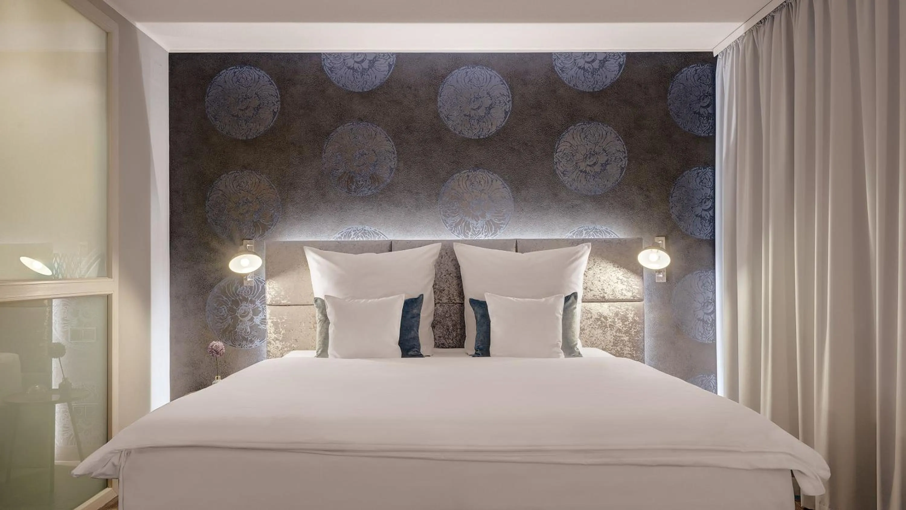 Bed in Hotel Central