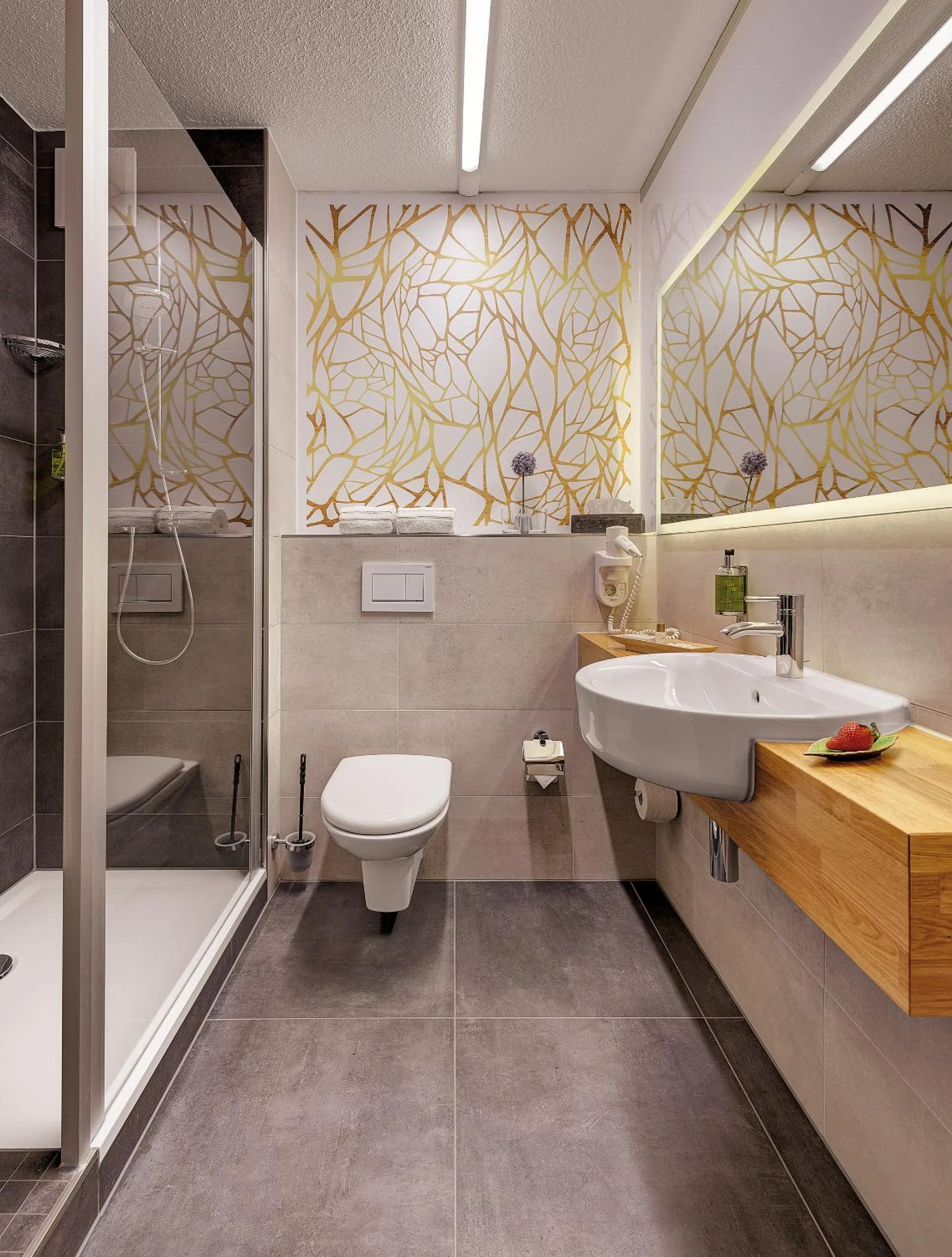 Shower in Hotel Central