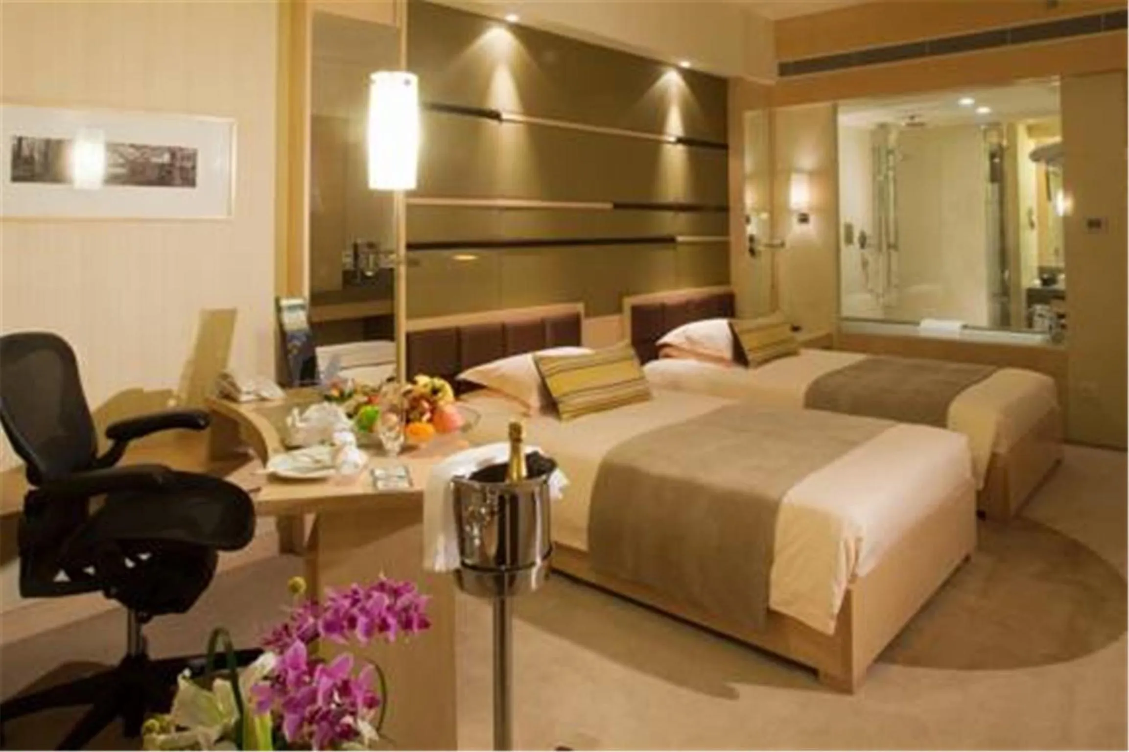 Bedroom in Hengshan Garden Hotel