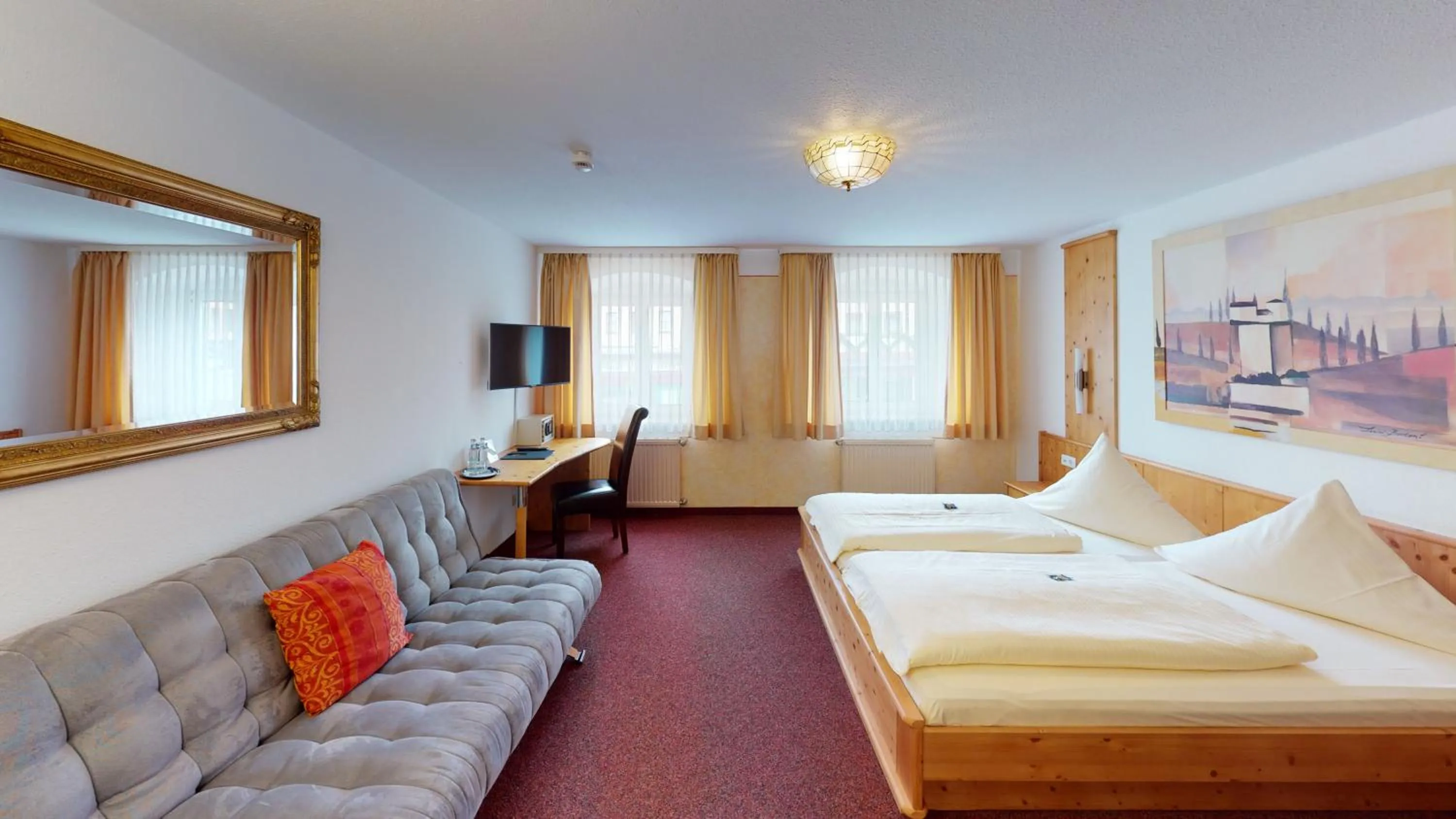 Photo of the whole room, Bed in Blochums Gasthof Hirsch