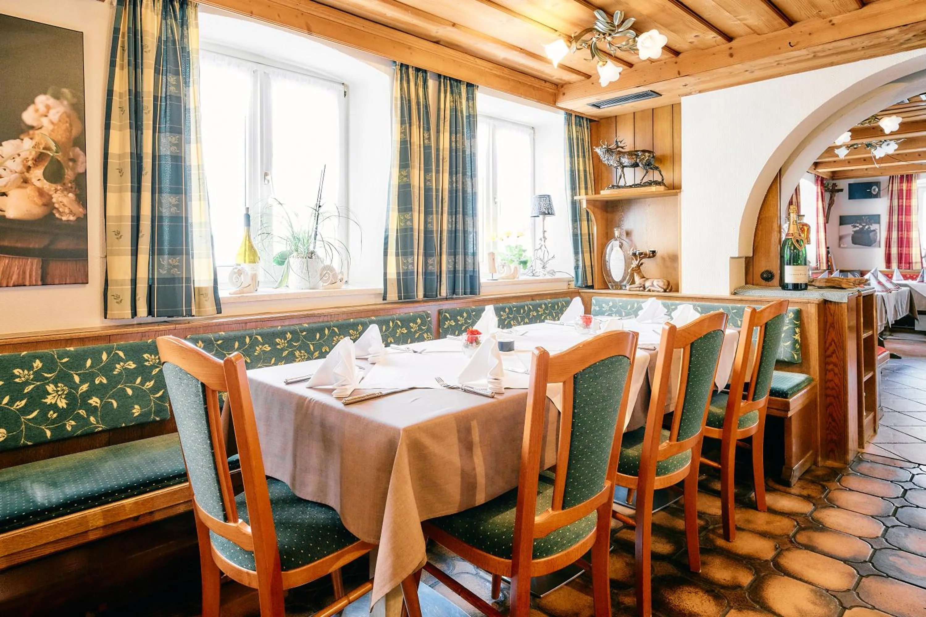 Restaurant/places to eat in Blochums Gasthof Hirsch