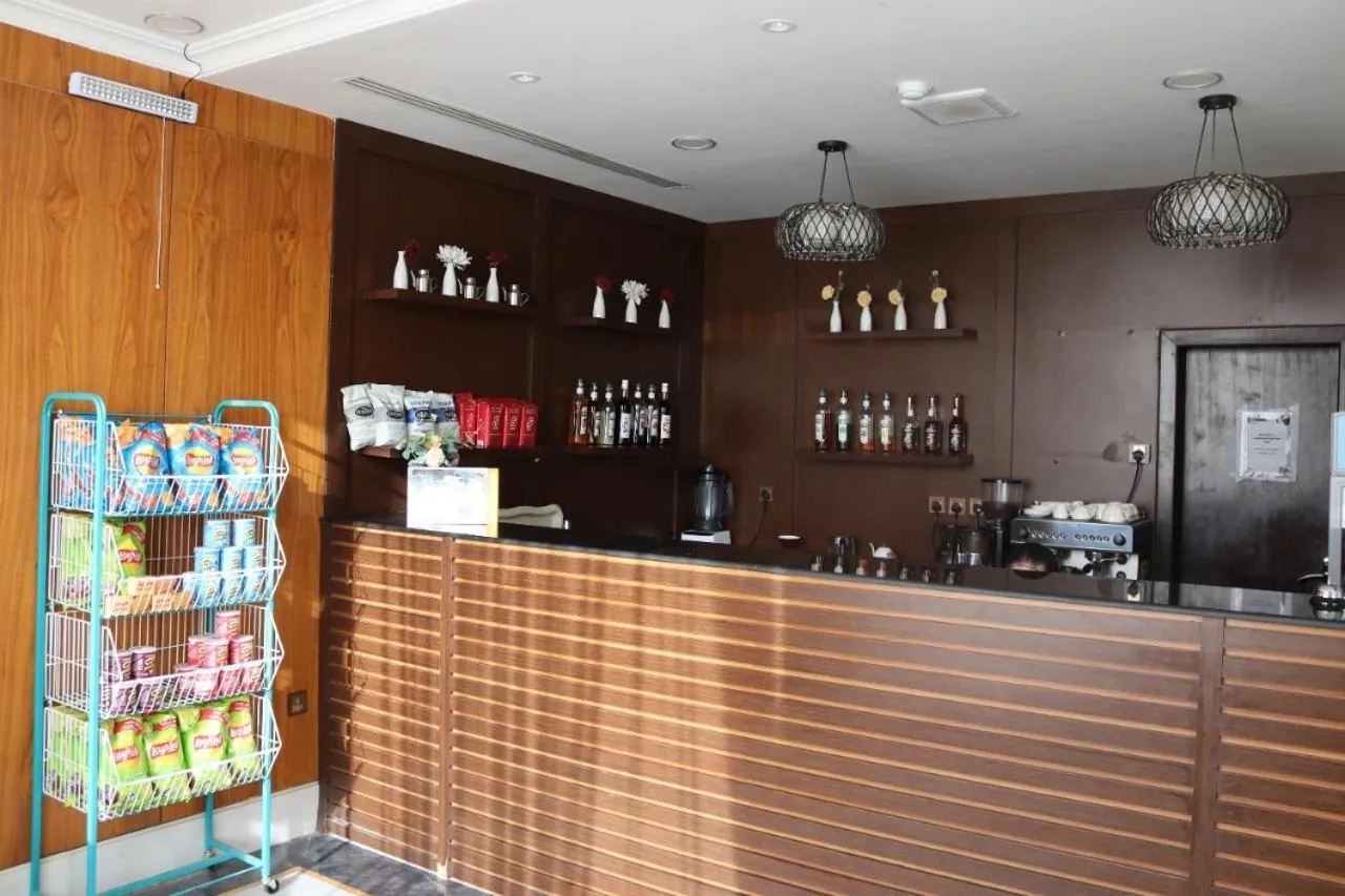 Coffee/tea facilities in Crown City Hotel -فندق كراون ستي