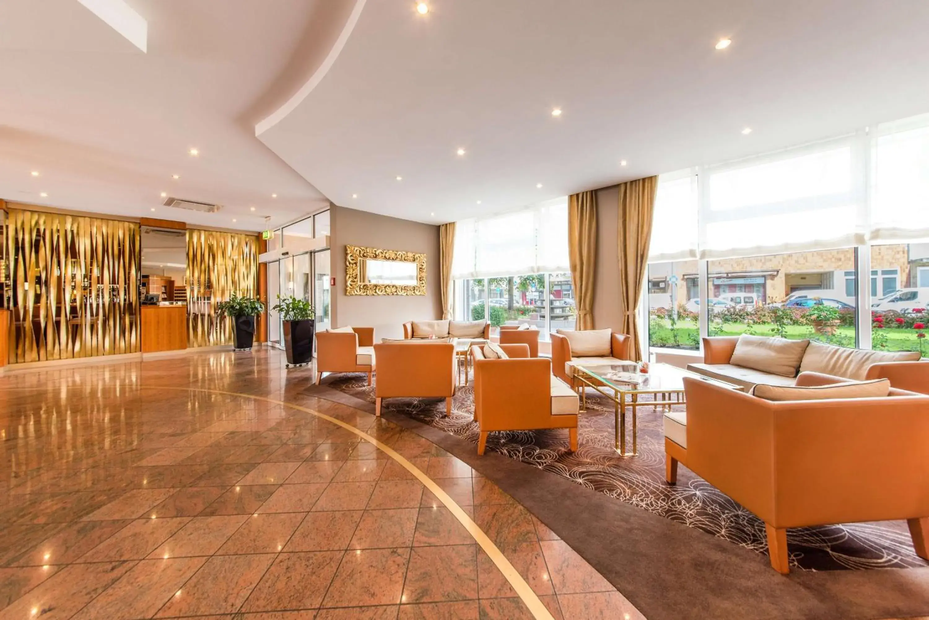 Lobby or reception in Best Western Plus Delta Park Hotel Lobby or reception in Best Western Plus Delta Park Hotel