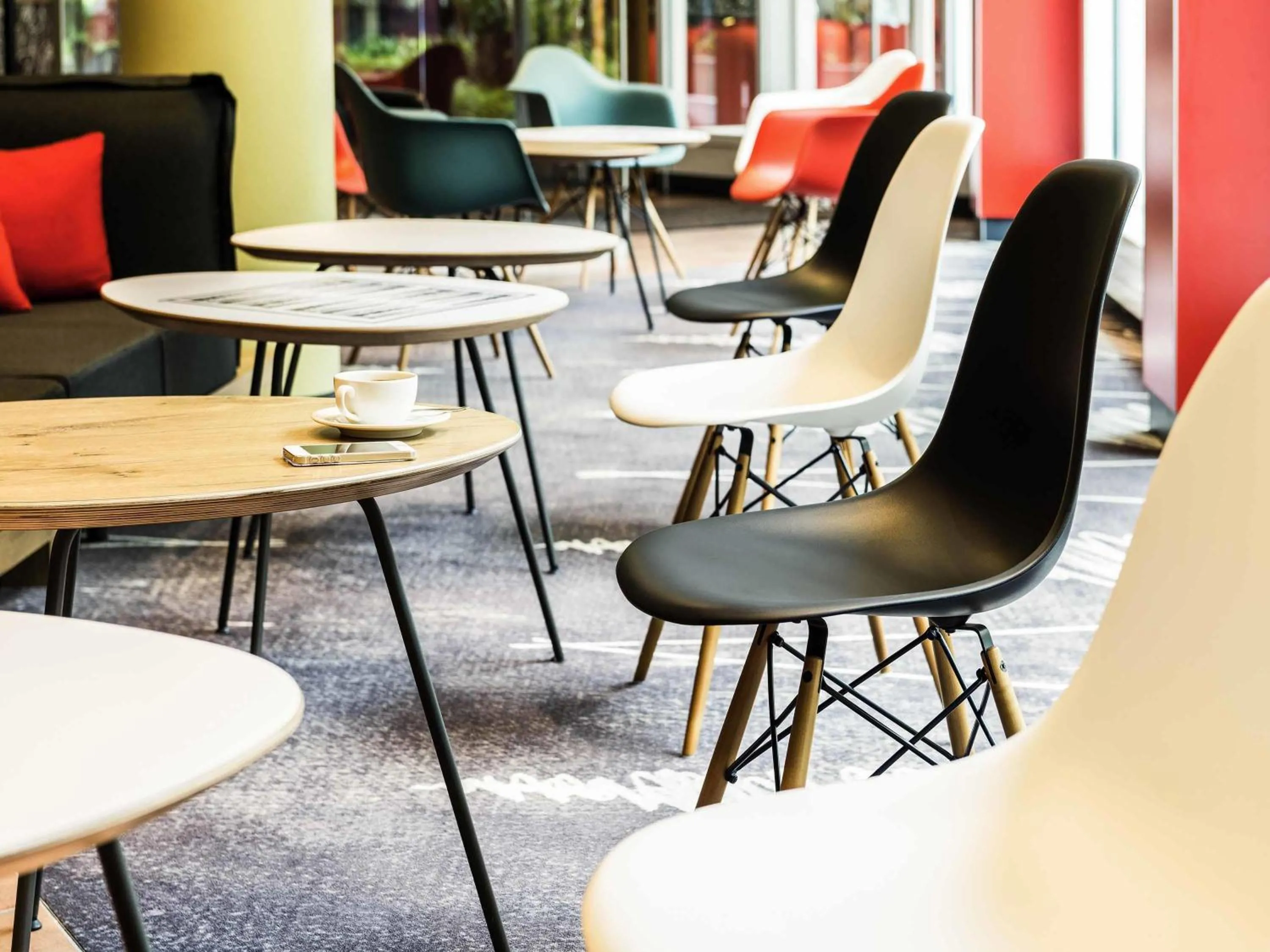 Lounge or bar in ibis München Parkstadt Schwabing