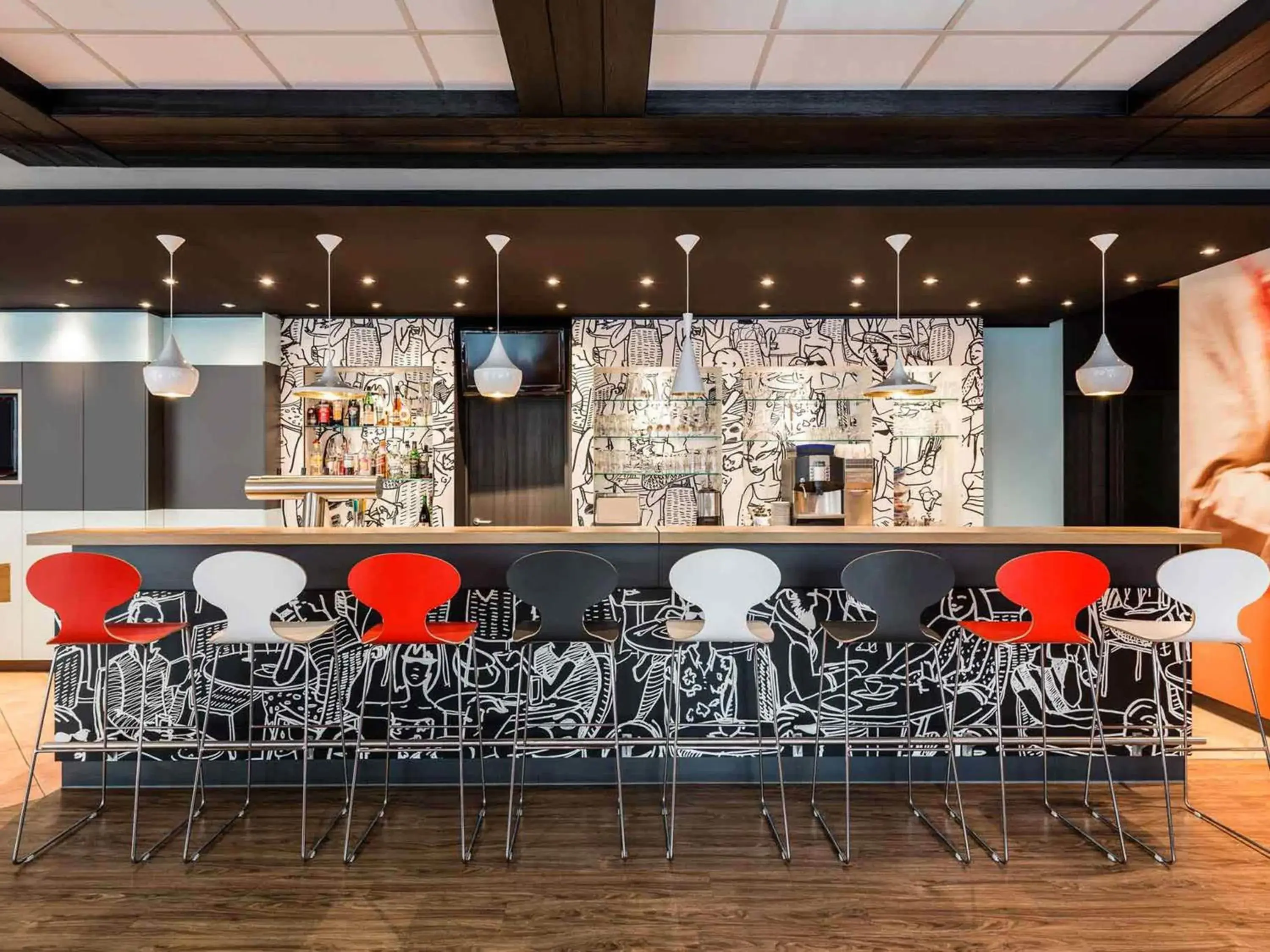 Lounge or bar in ibis München Parkstadt Schwabing Lounge or bar in ibis München Parkstadt Schwabing